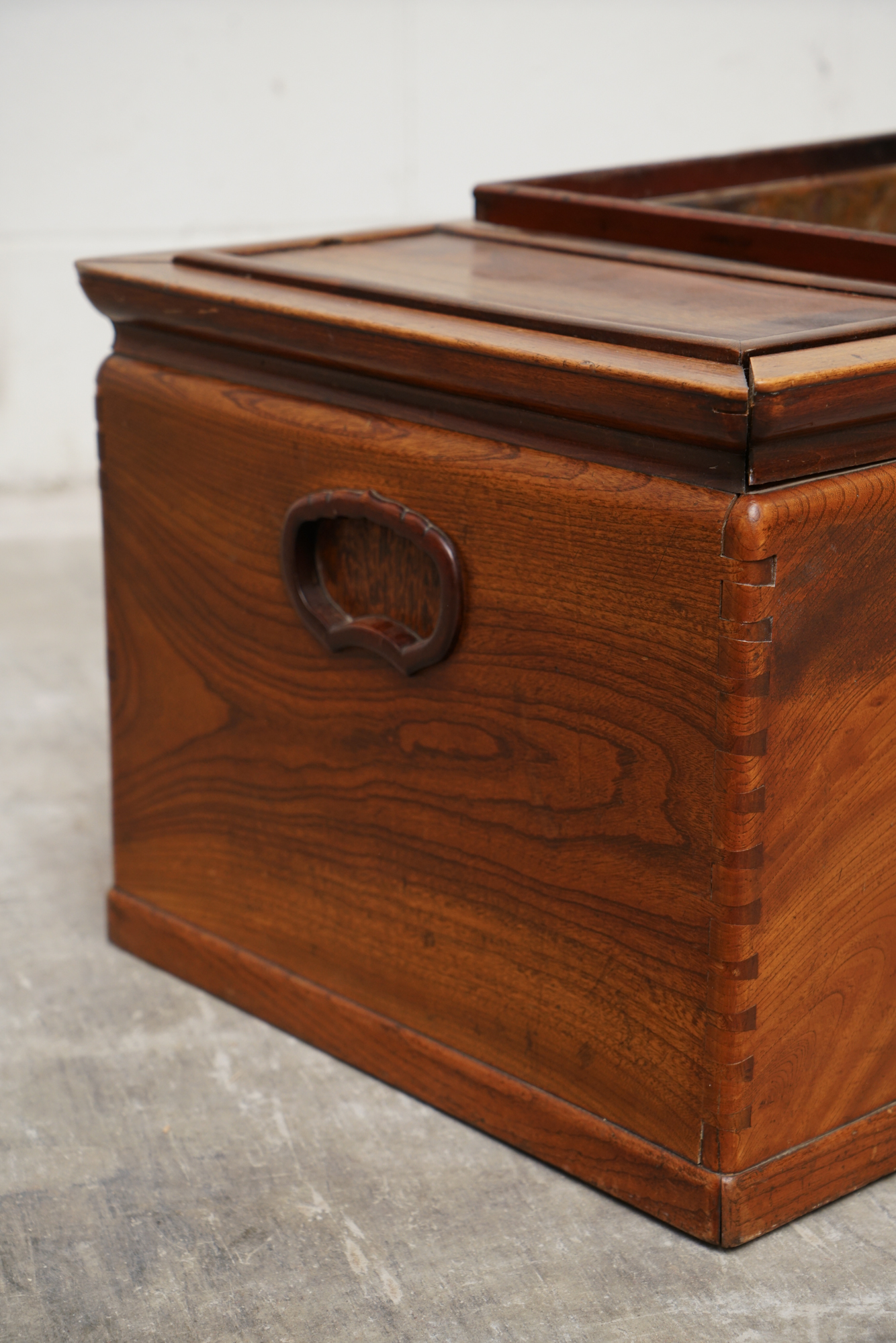 Japanese Elm Hibachi Brazier, Late 19th/Early 20th Century