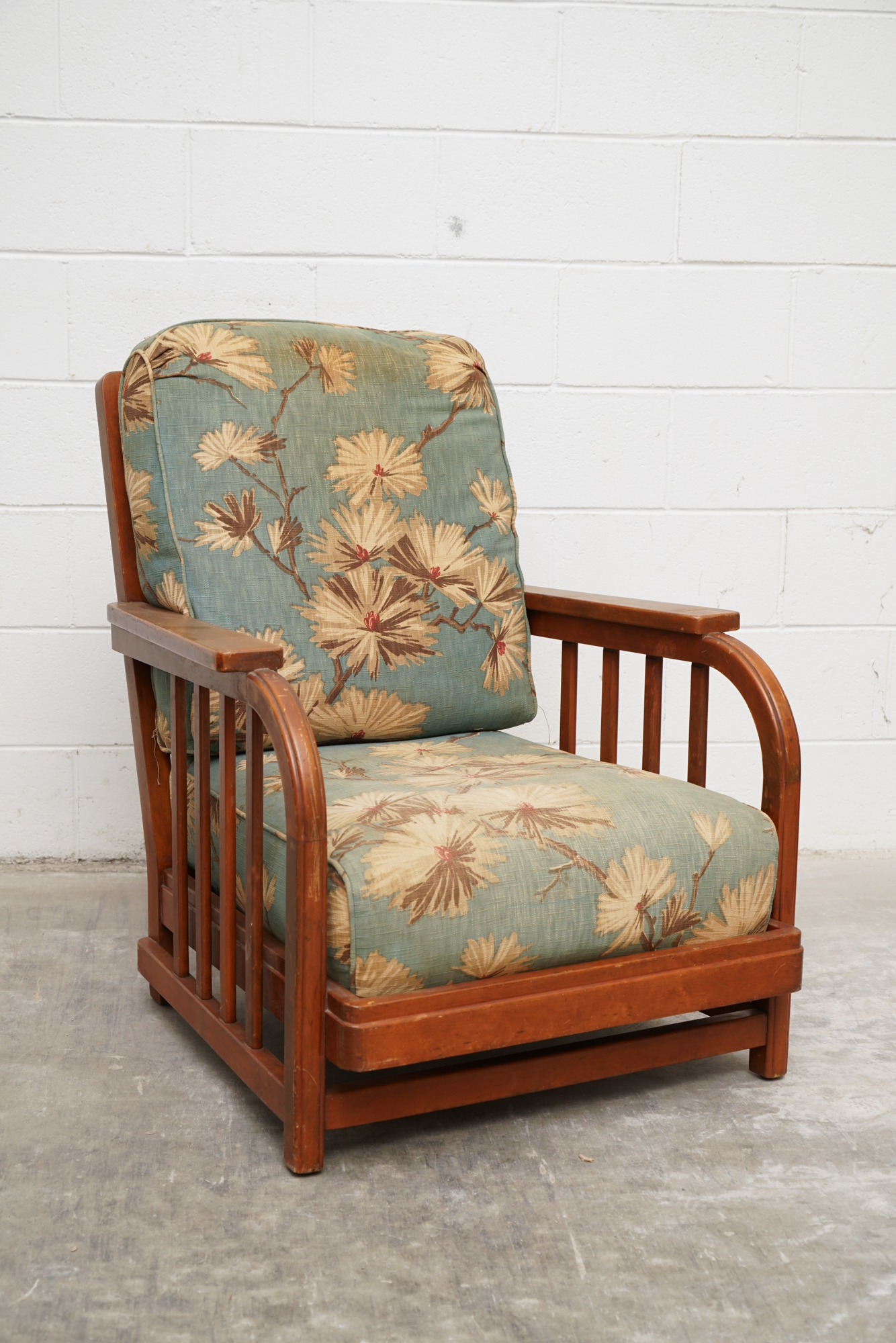 Oak Lounge Chairs by Stickley Brothers, Early 20th Century