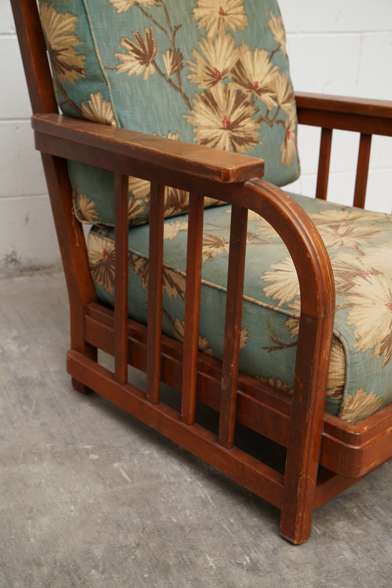 Oak Lounge Chairs by Stickley Brothers, Early 20th Century