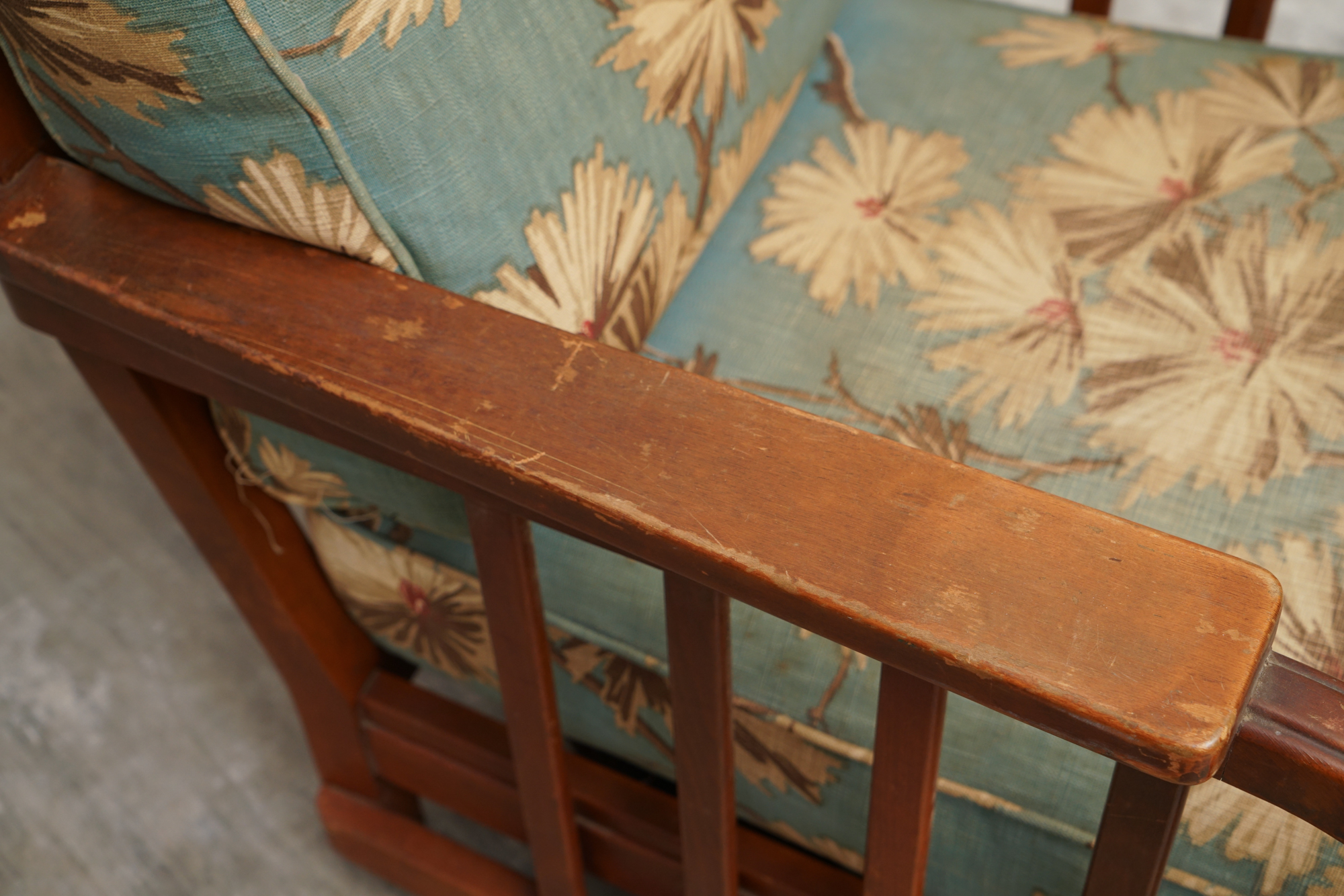 Oak Lounge Chairs by Stickley Brothers, Early 20th Century