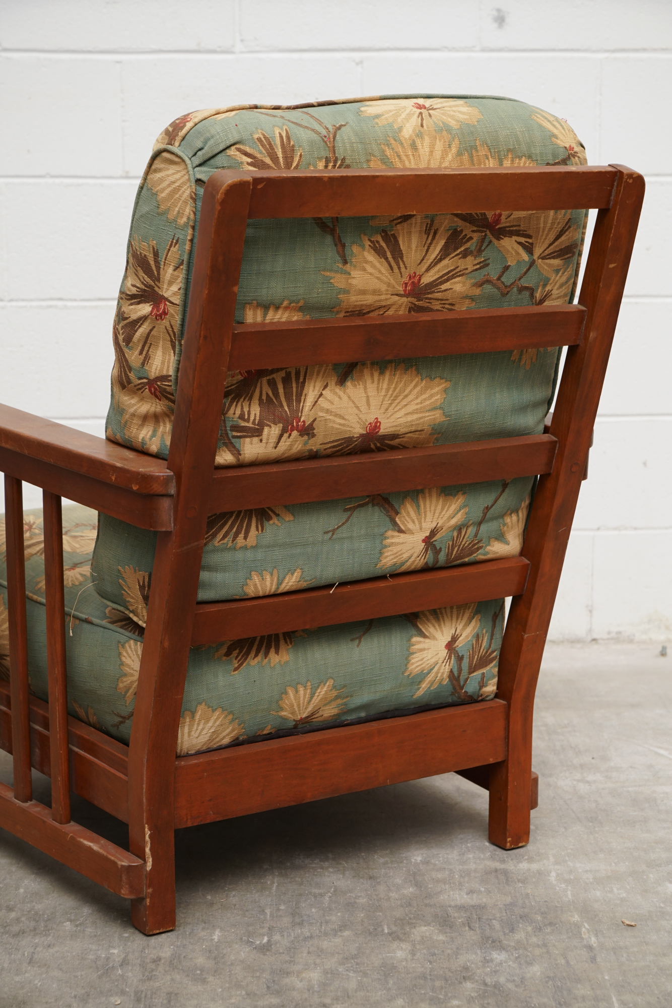 Oak Lounge Chairs by Stickley Brothers, Early 20th Century