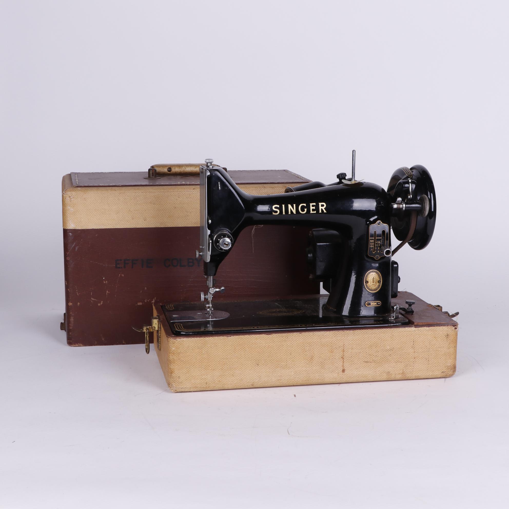 Singer 99k Sewing Machine with Case