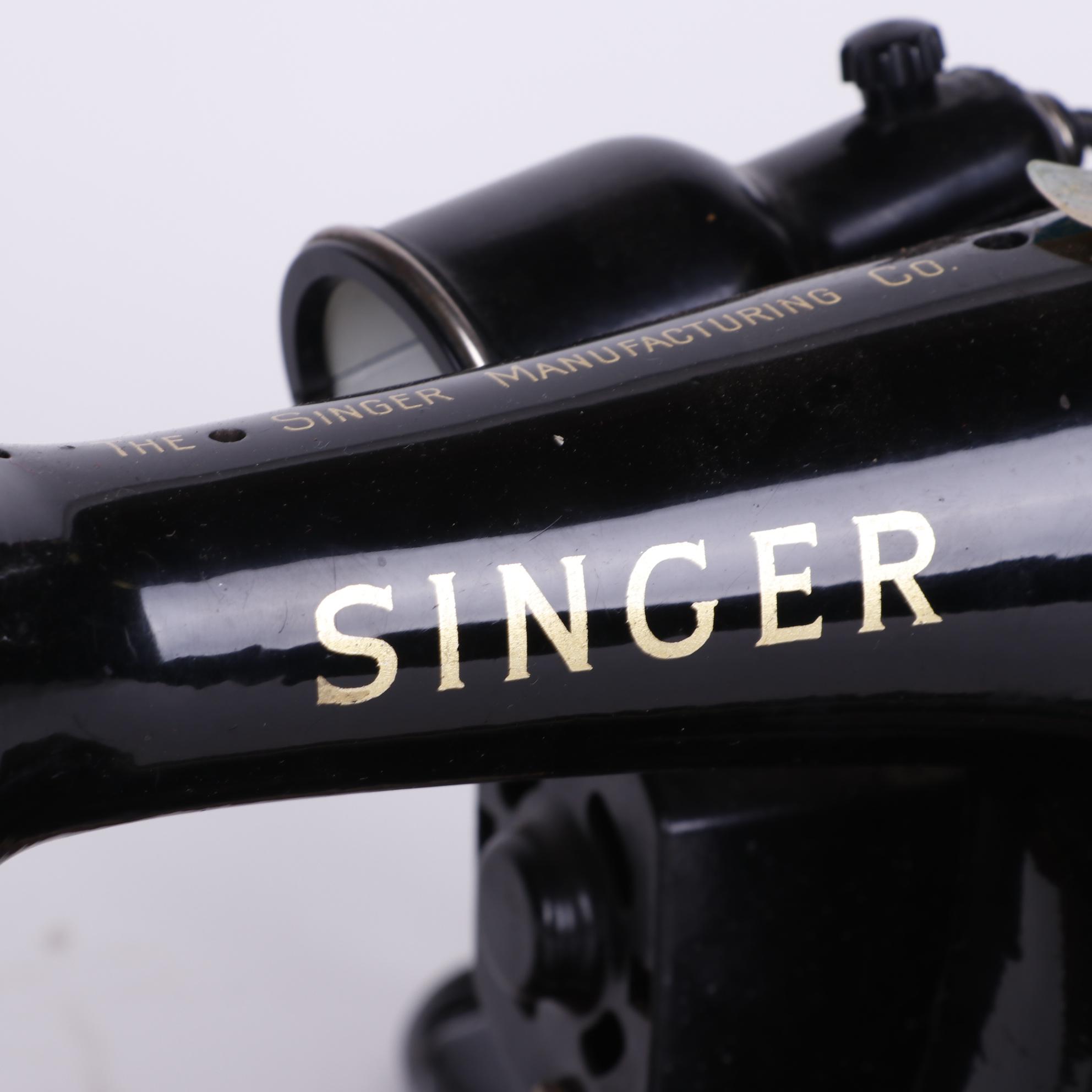 Singer 99k Sewing Machine with Case