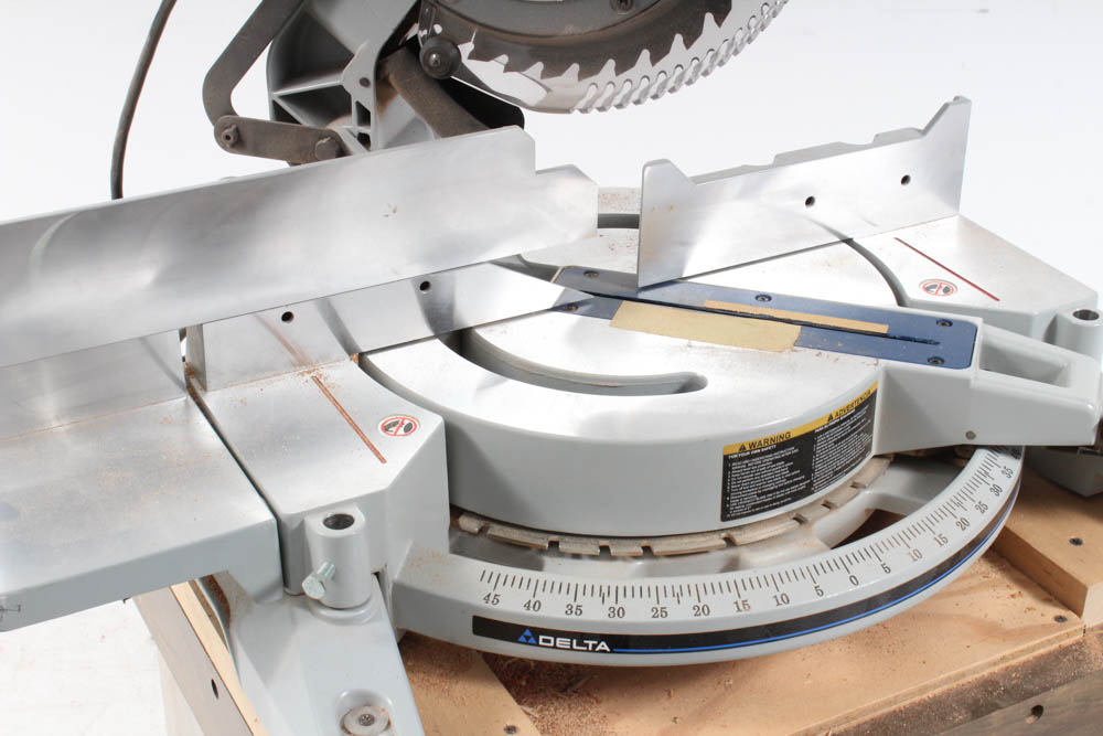 Delta Compound Laser Miter Saw with Stand