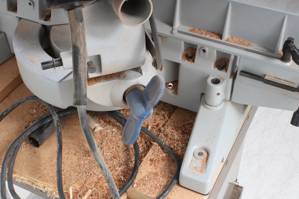 Delta Compound Laser Miter Saw with Stand