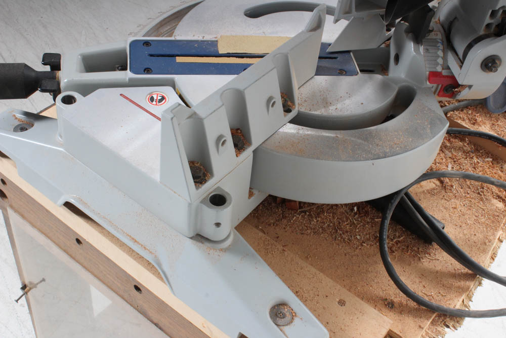 Delta Compound Laser Miter Saw with Stand