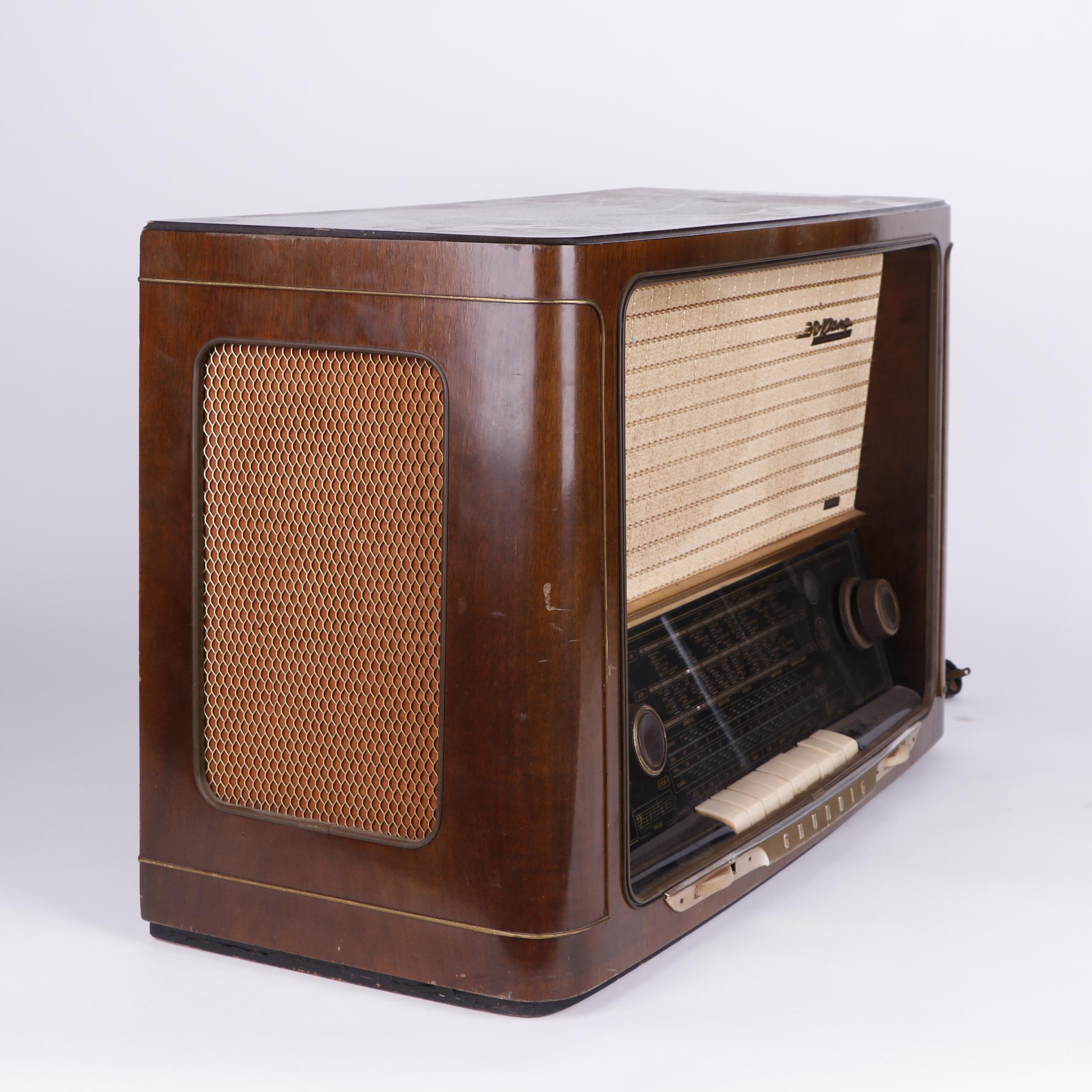 Grundig 3055/56 Radio, c. 1955