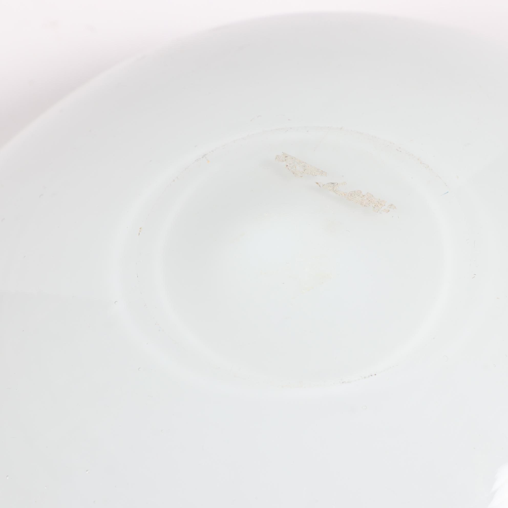 Murano Style Pinched Glass Ash Receiver