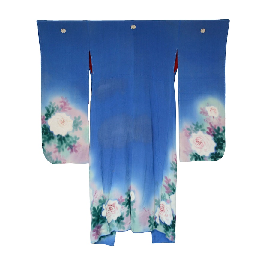 Circa 1910s Antique Handwoven Silk Crepe Formal Crested Furisode Kimono