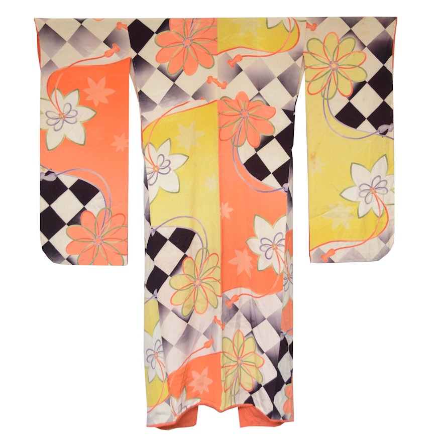 Circa 1920s Vintage Handwoven Silk Furisode Kimono