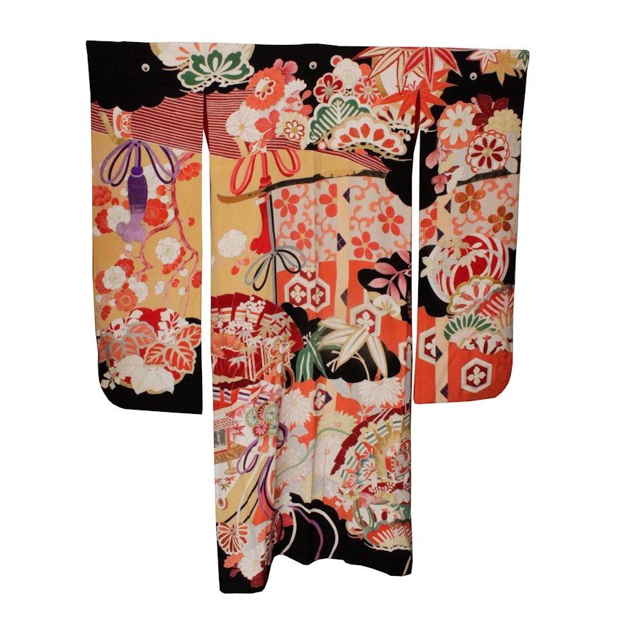 Circa 1915 Antique Handwoven Silk Crepe Formal Crested Furisode Kimono