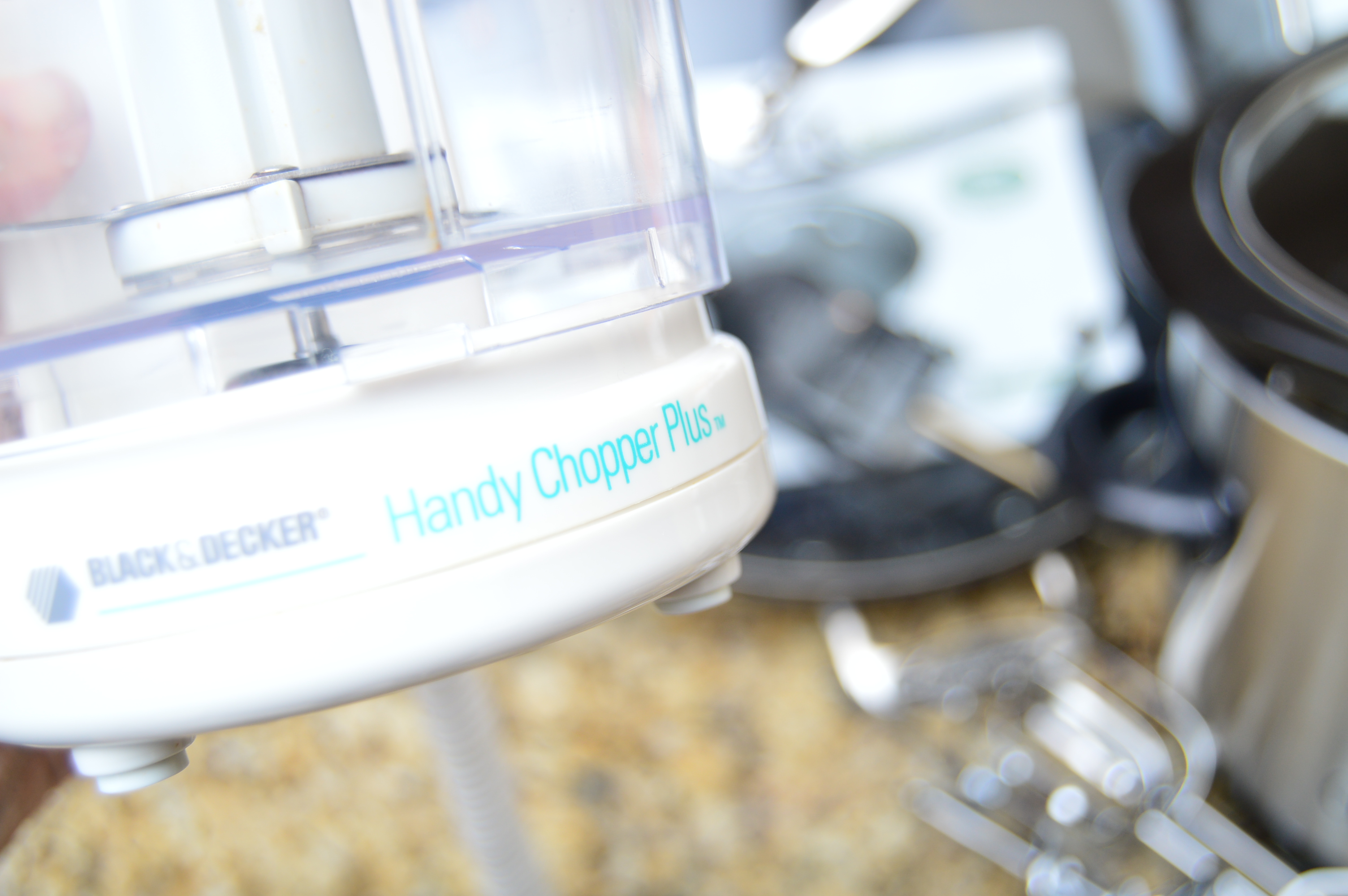 Small Kitchen Appliances With Crock-Pot, Philips Air Fryer and Cuisinart