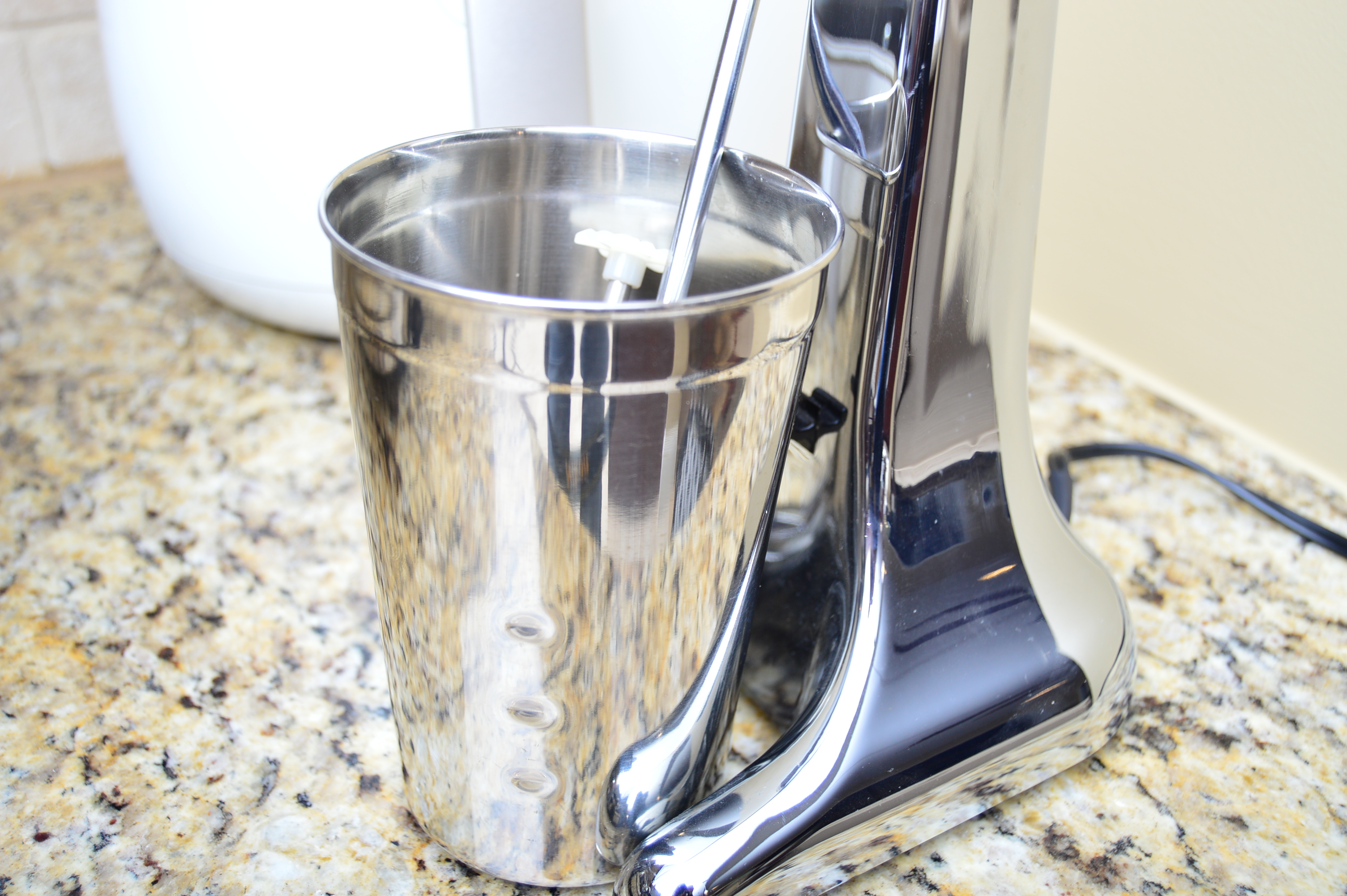 Small Kitchen Appliances With Crock-Pot, Philips Air Fryer and Cuisinart