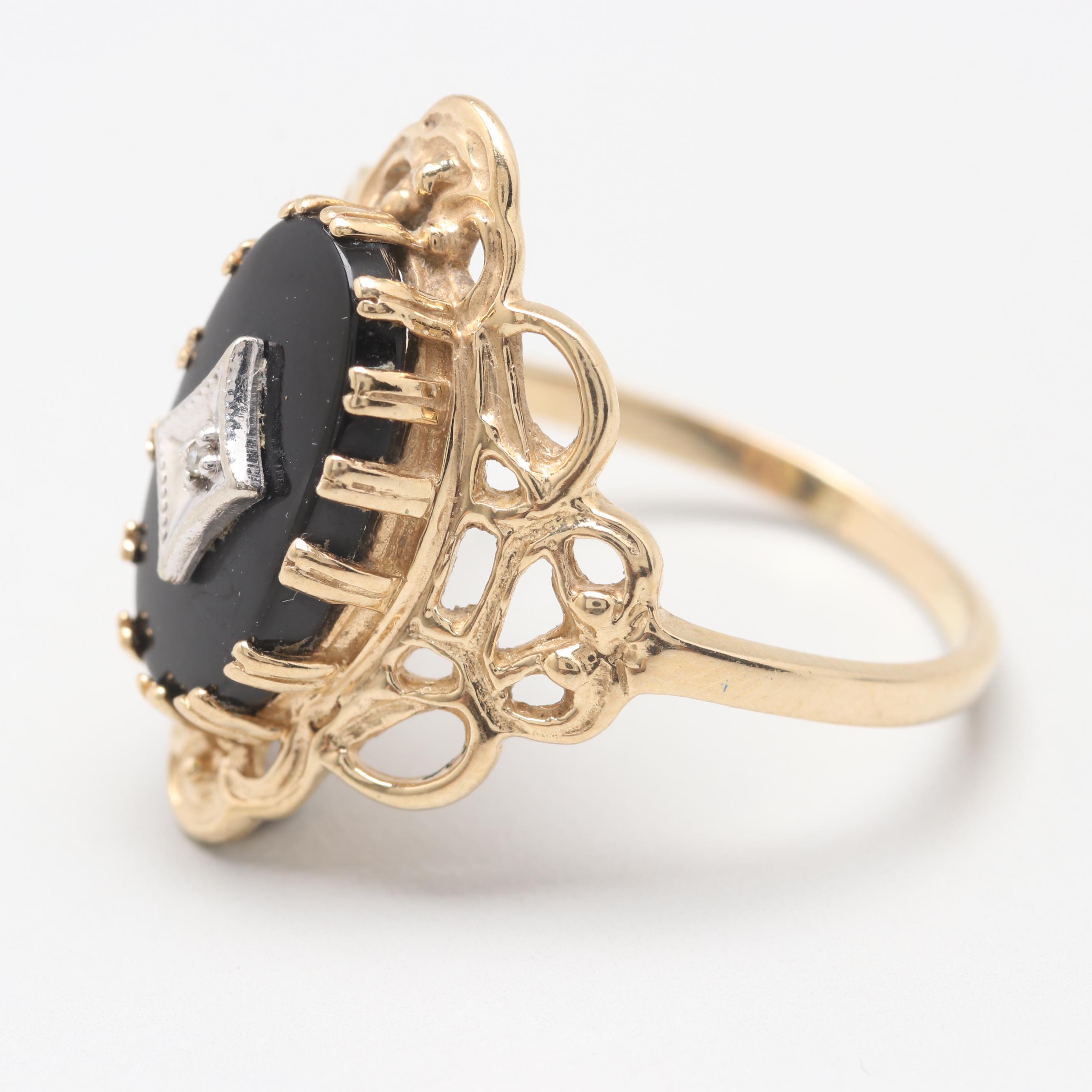 10K Yellow Gold Diamond and Black Onyx Ring