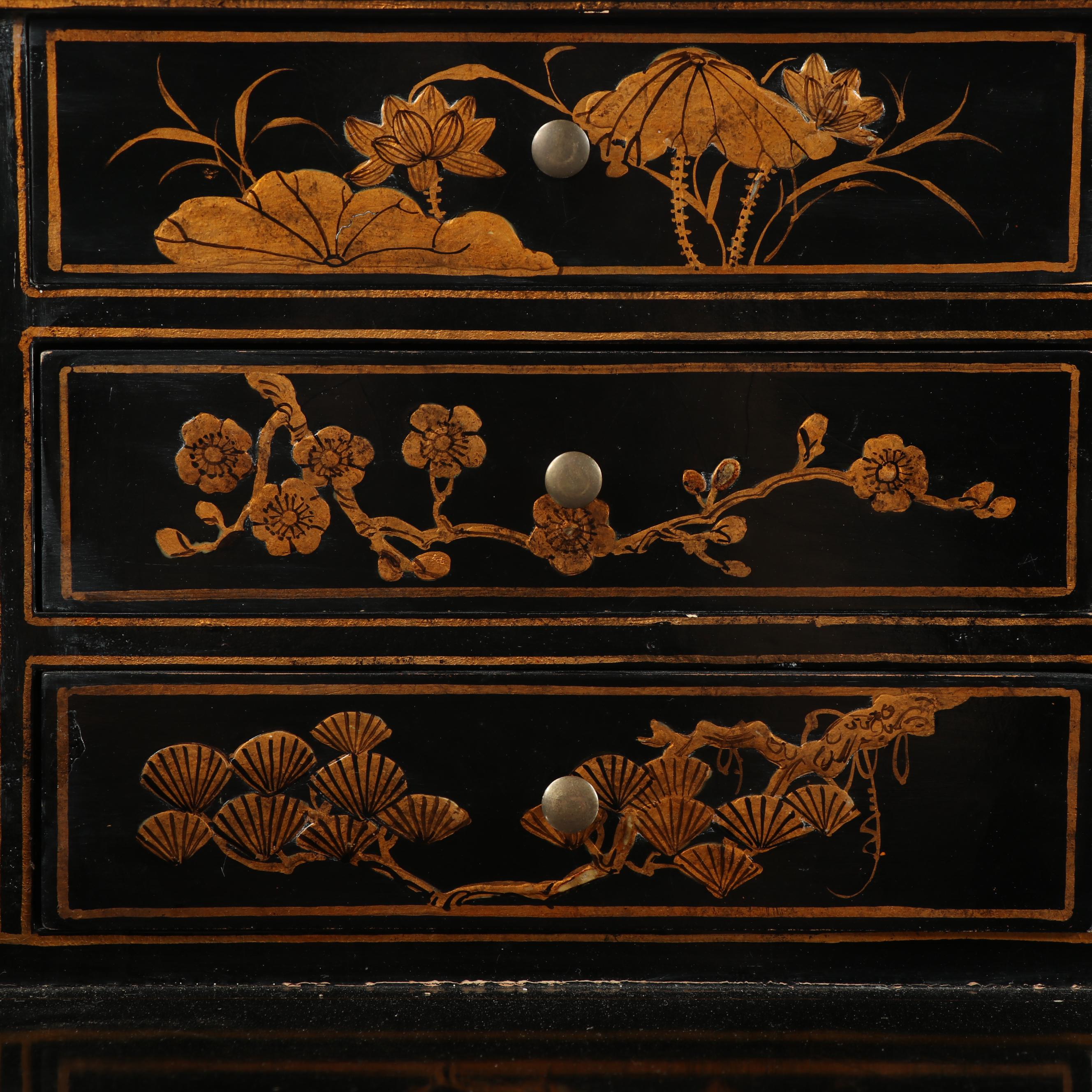 Chinoiserie Lacquered Wooden Carlton House Desk, Late 20th Century