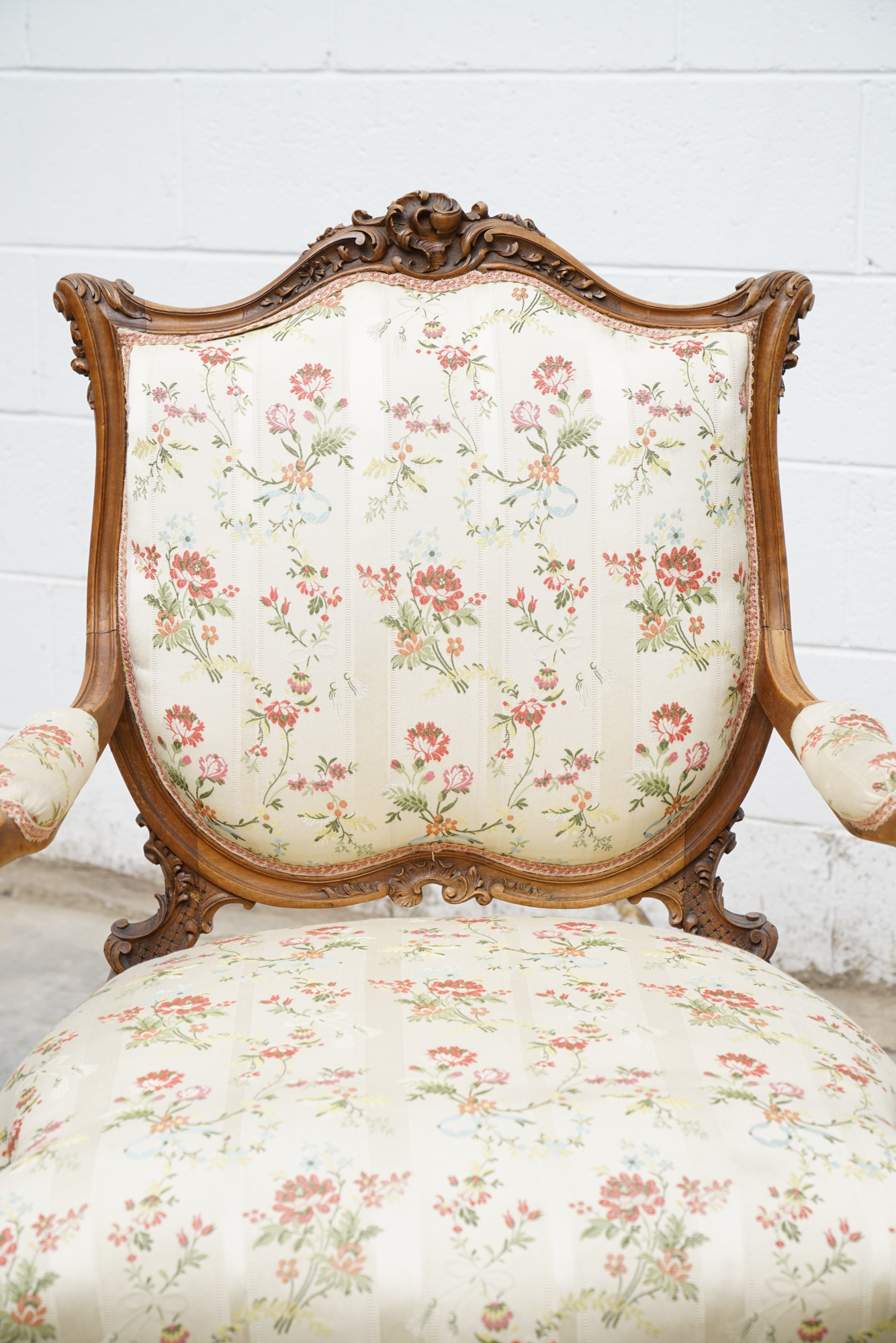 Louis XV Style Carved Wood Armchairs, Early/Mid 20th Century