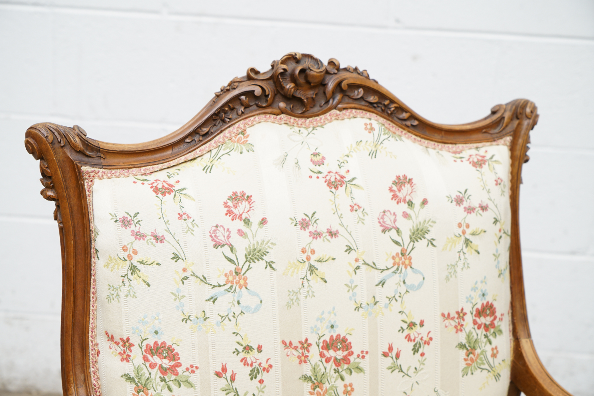 Louis XV Style Carved Wood Armchairs, Early/Mid 20th Century