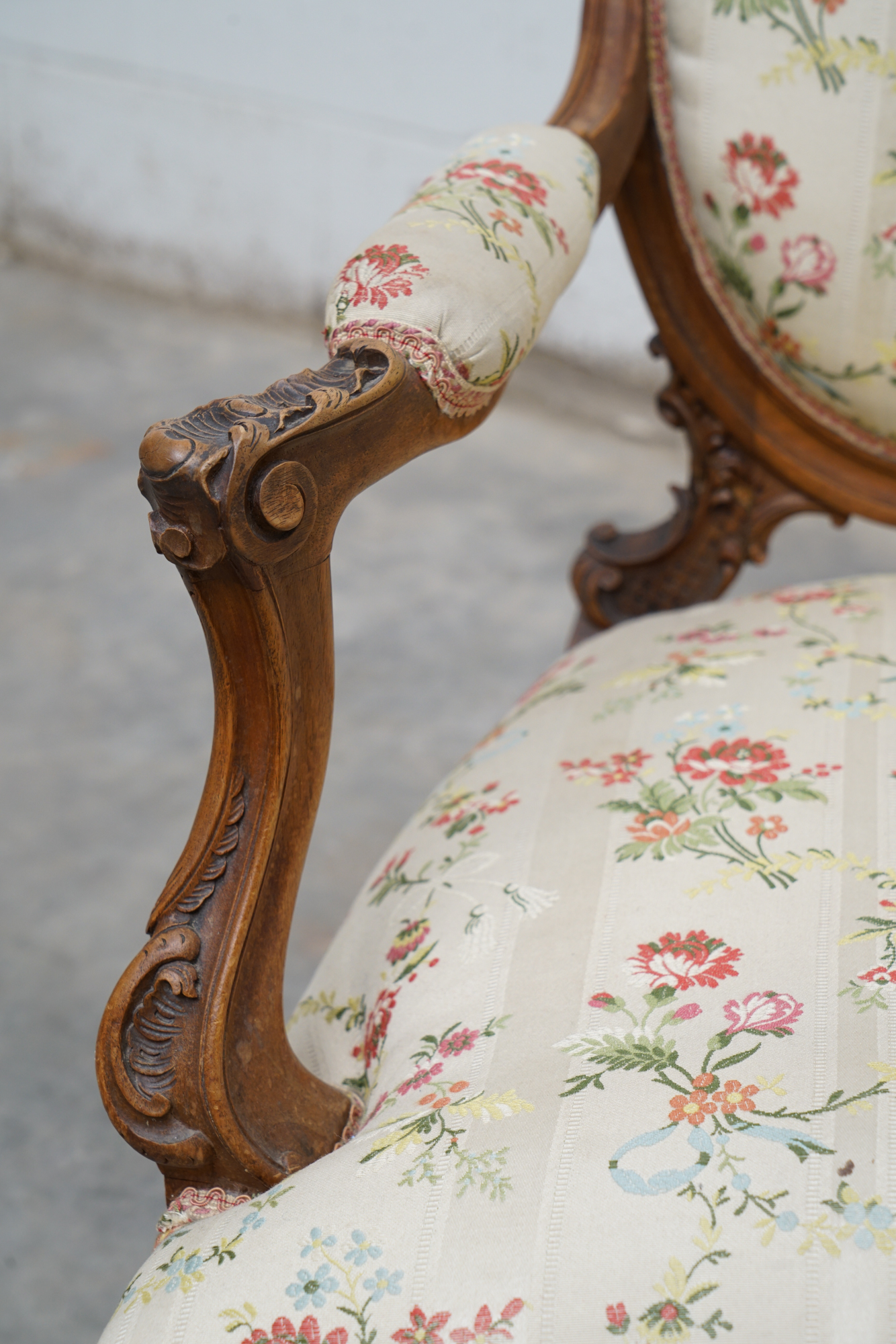 Louis XV Style Carved Wood Armchairs, Early/Mid 20th Century
