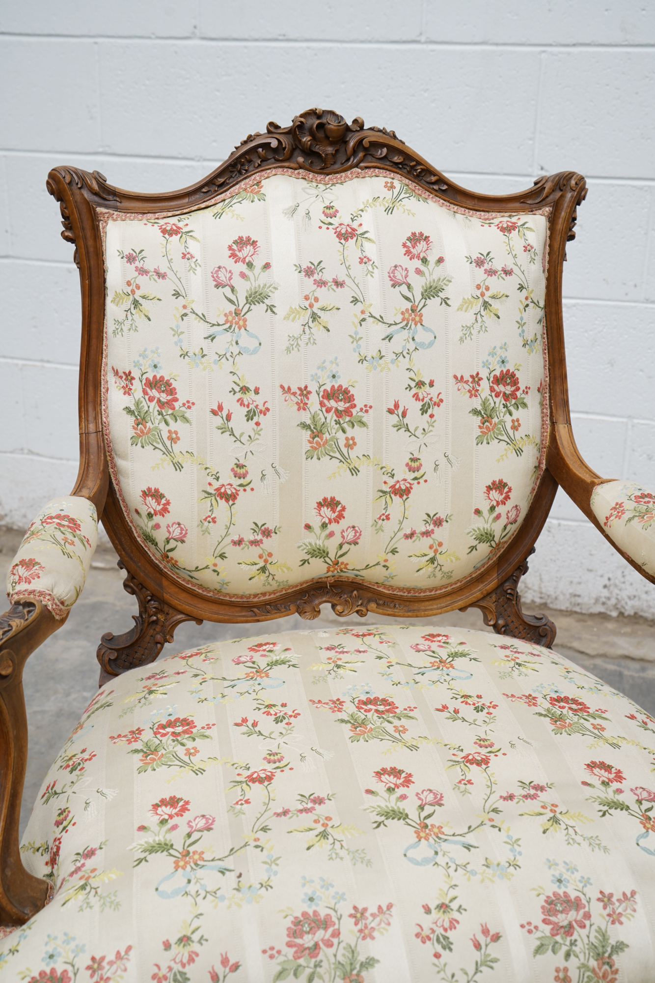 Louis XV Style Carved Wood Armchairs, Early/Mid 20th Century