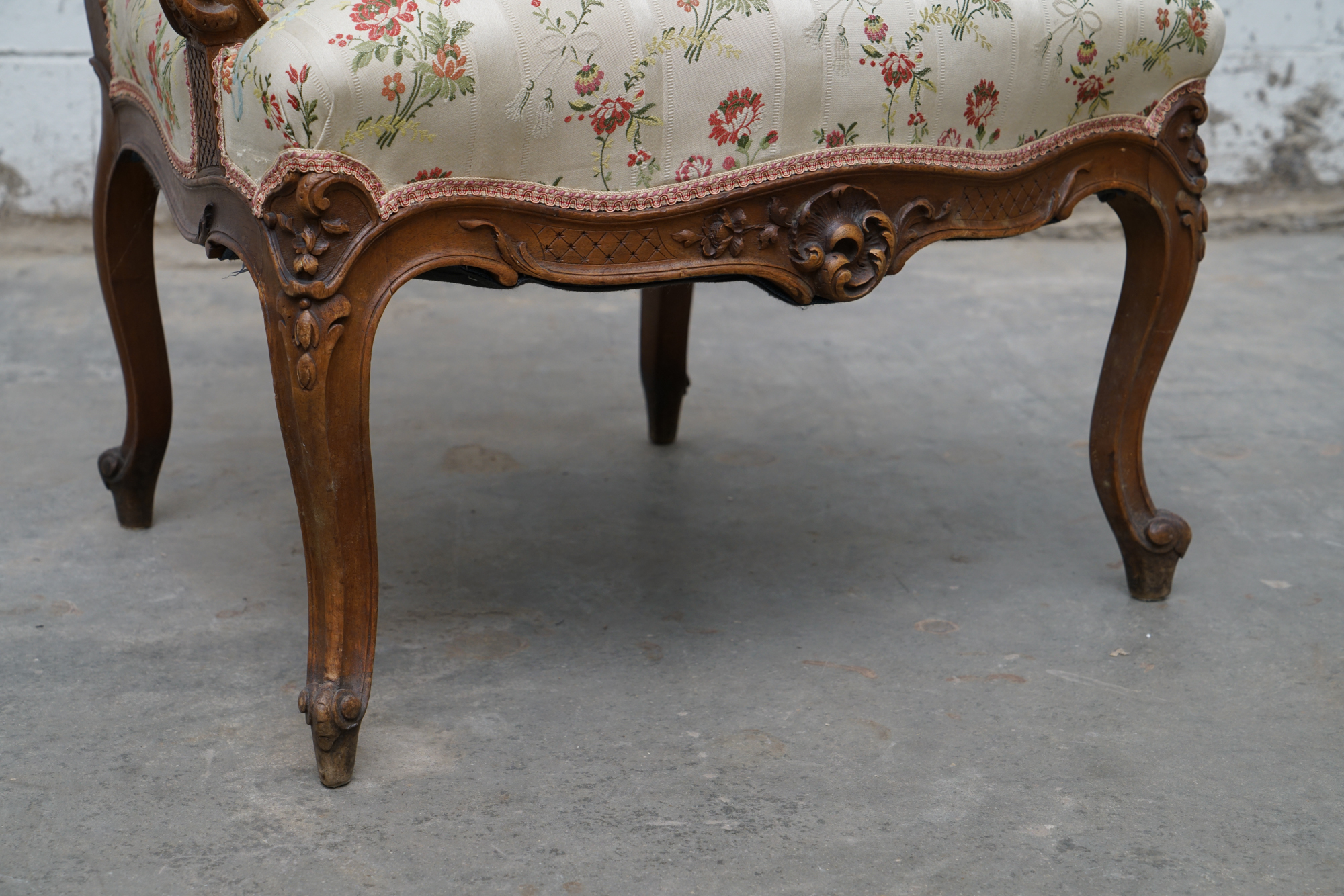 Louis XV Style Carved Wood Armchairs, Early/Mid 20th Century