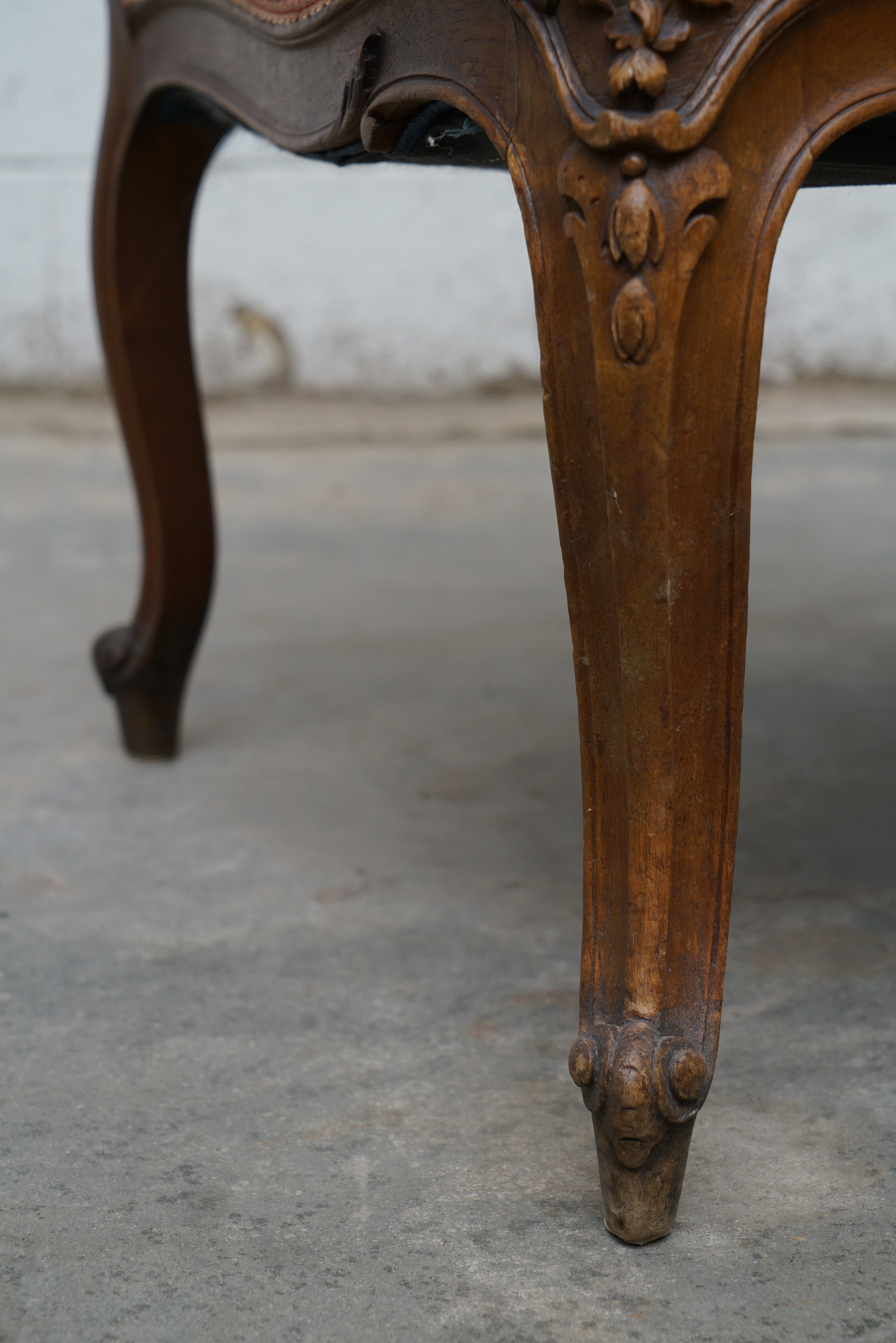 Louis XV Style Carved Wood Armchairs, Early/Mid 20th Century