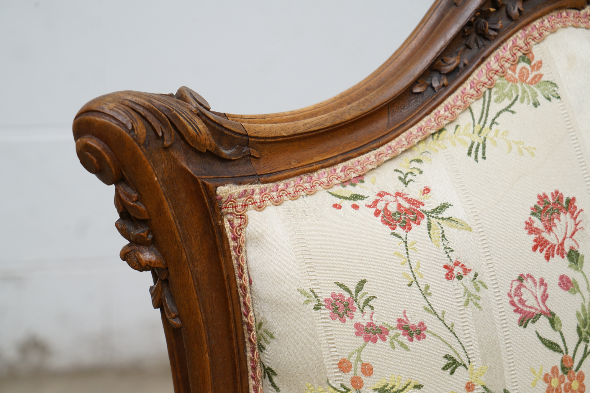 Louis XV Style Carved Wood Armchairs, Early/Mid 20th Century