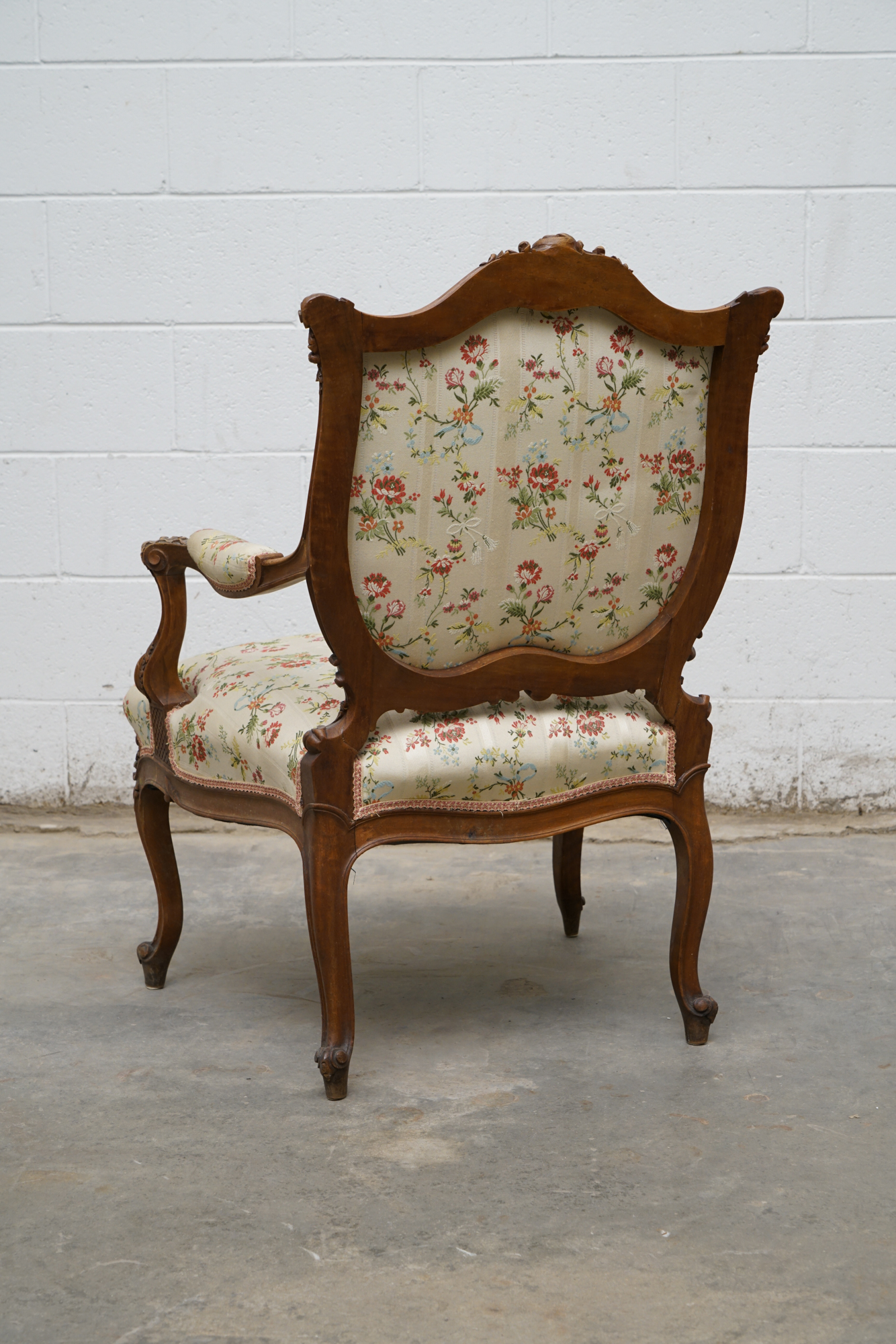 Louis XV Style Carved Wood Armchairs, Early/Mid 20th Century