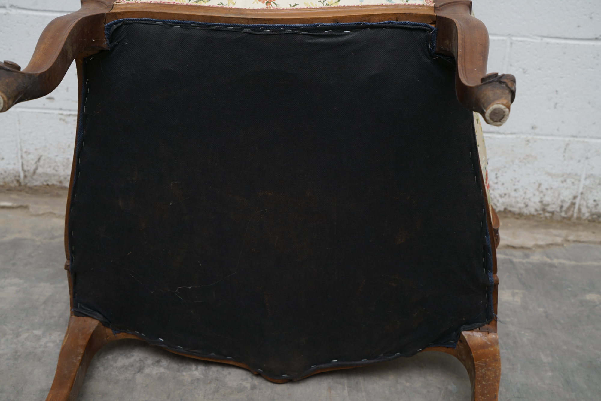 Louis XV Style Carved Wood Armchairs, Early/Mid 20th Century