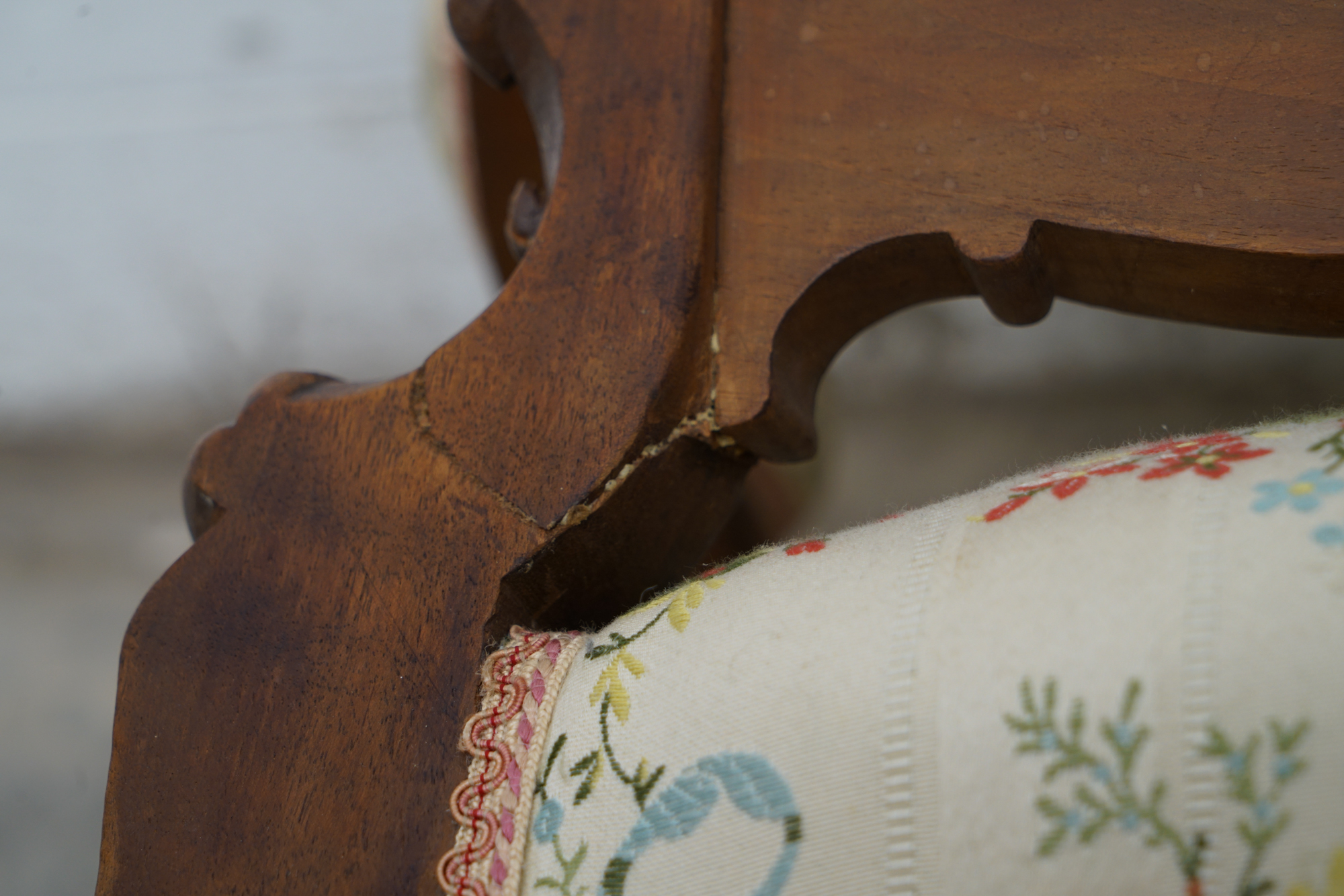 Louis XV Style Carved Wood Armchairs, Early/Mid 20th Century