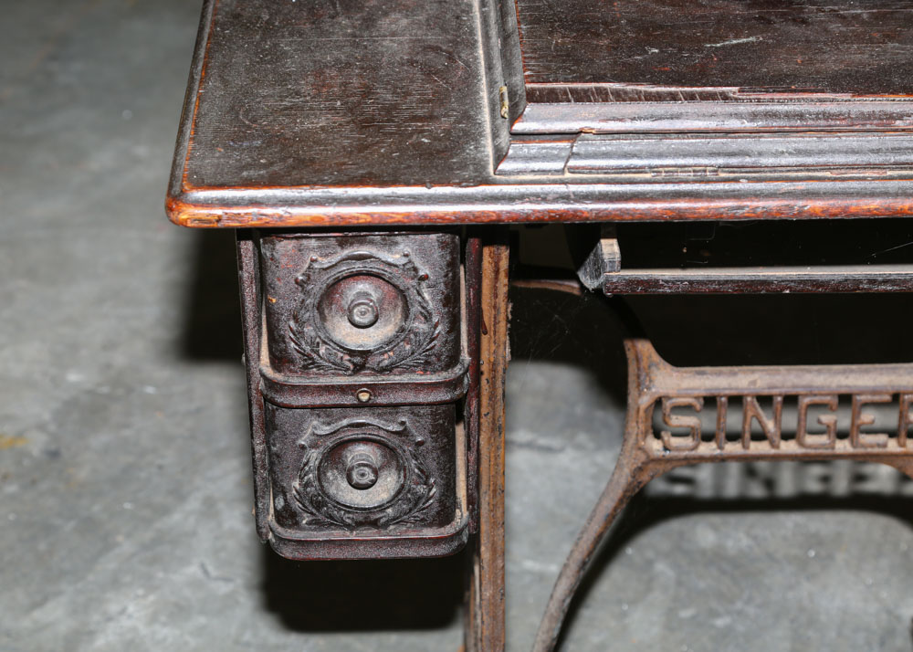 Singer Sewing Table with Sewing Machine, Circa 1906