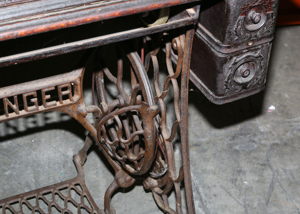 Singer Sewing Table with Sewing Machine, Circa 1906