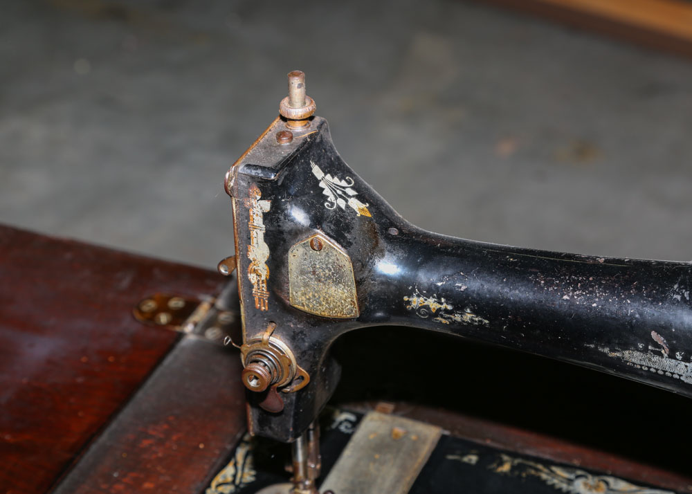 Singer Sewing Table with Sewing Machine, Circa 1906