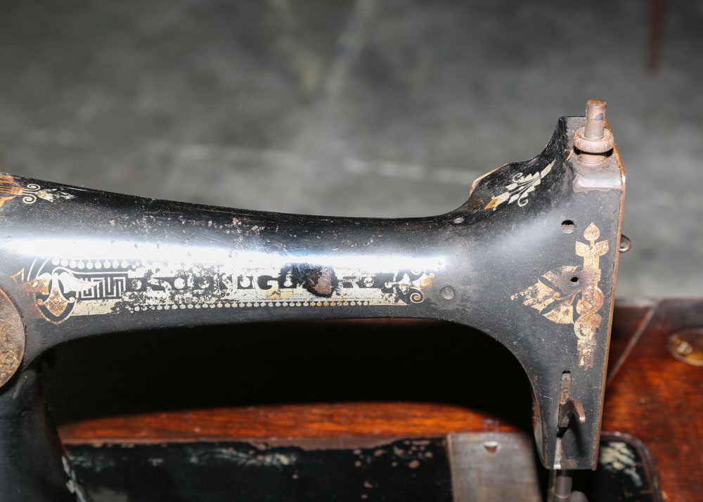 Singer Sewing Table with Sewing Machine, Circa 1906