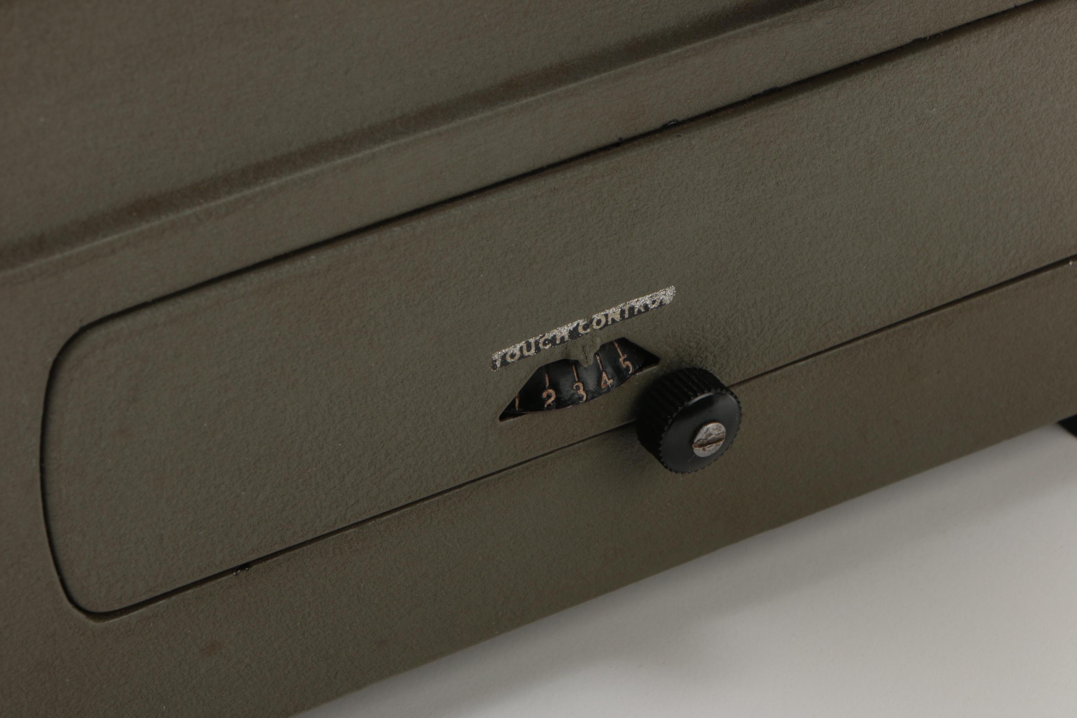 Vintage Royal KMM Typewriter, circa 1940s