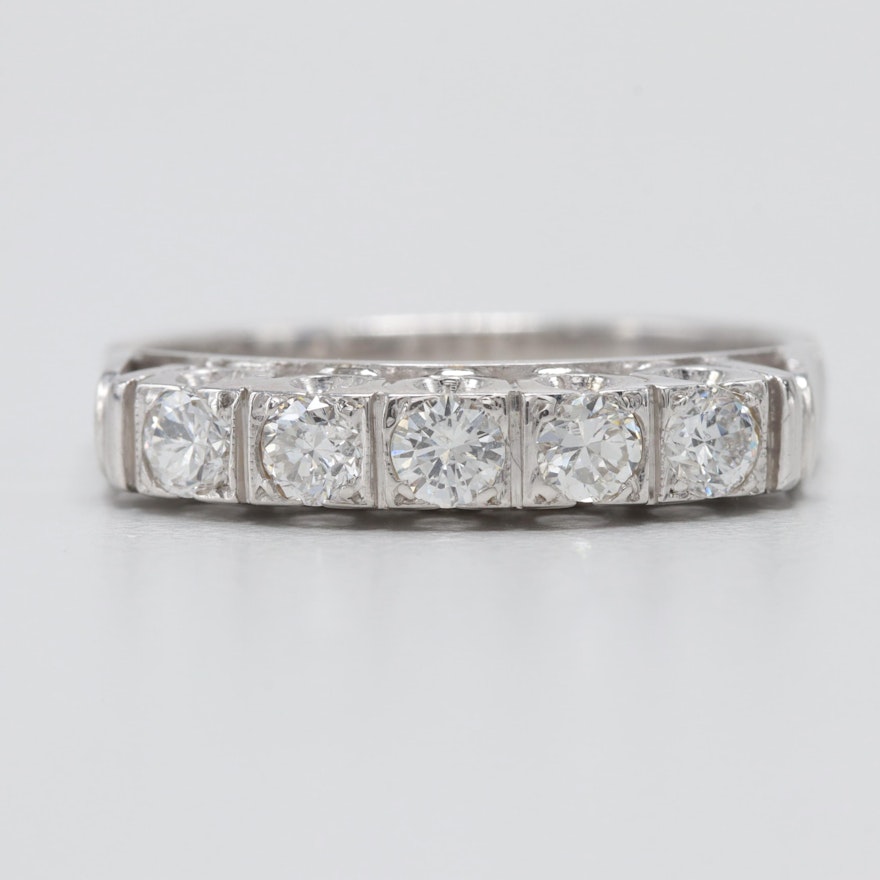 18K White Gold Diamond Ring