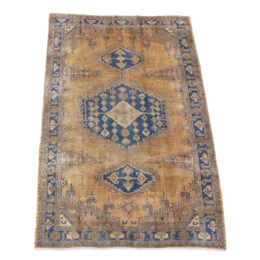 Hand-Knotted Persian Viss Room-Sized Rug