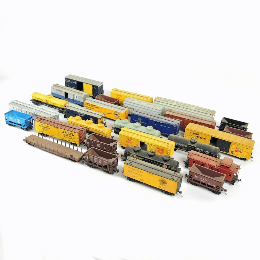 HO Scale Freight Cars, Tender, Tank Cars, Ore Cars and More