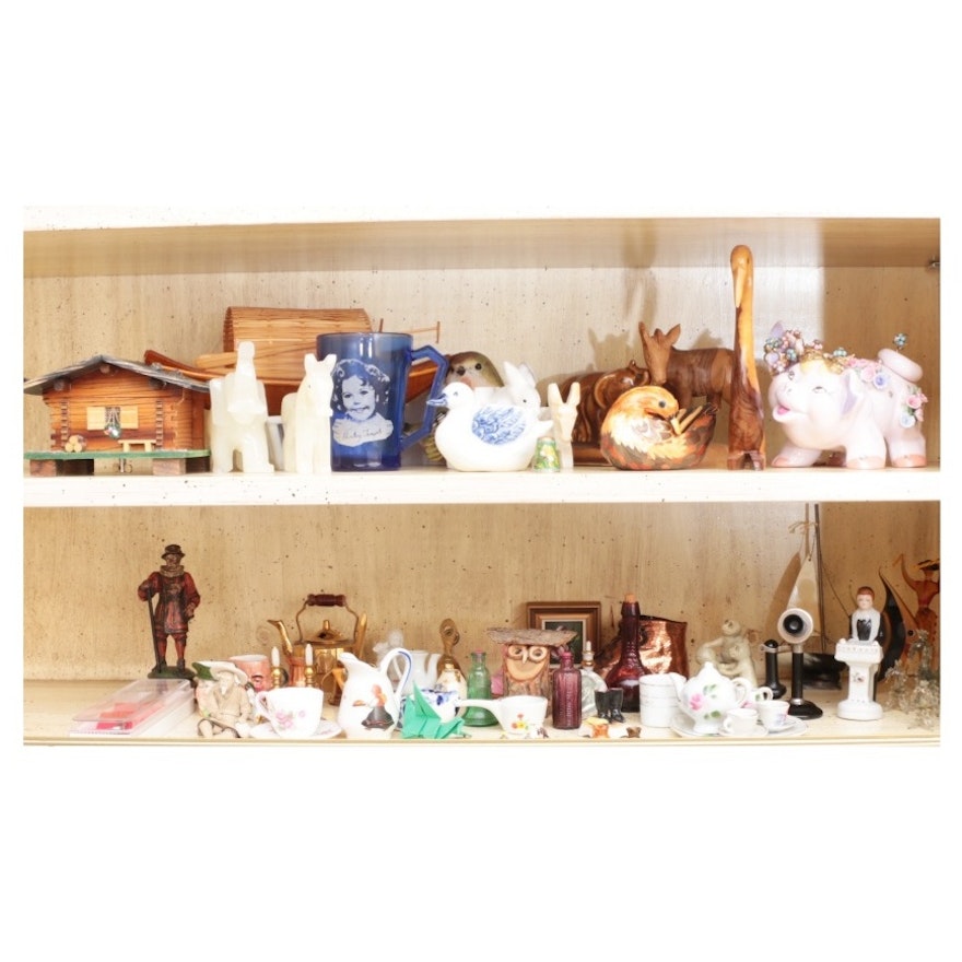 Hazel Atlas "Shirley Temple" Mug and Collectible Miniatures