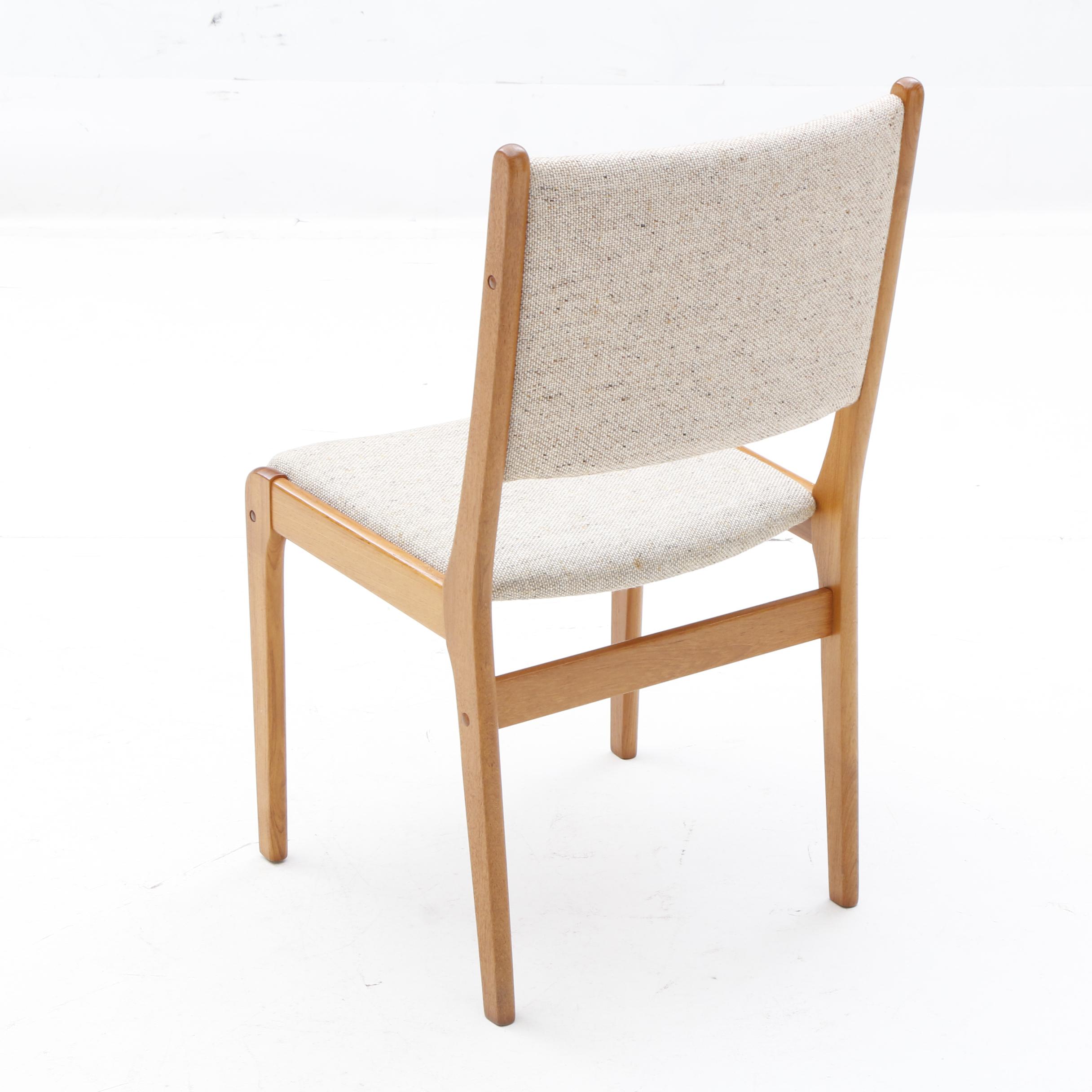 Danish Modern Style Dining Table and Chairs in Teak by Farstrup