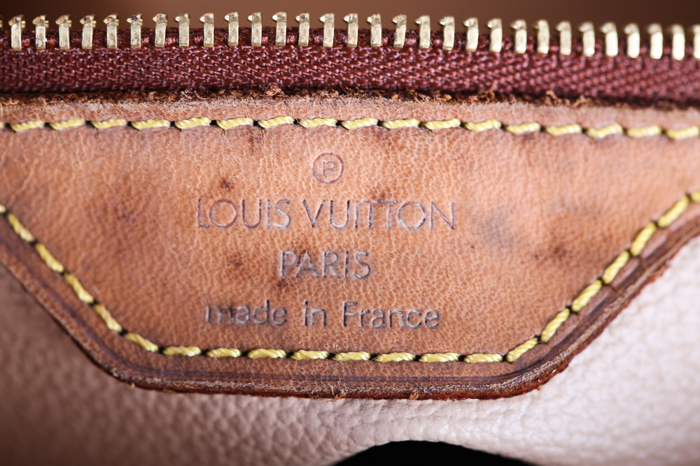 2003 Louis Vuitton Monogram Canvas Small Bucket PM Handbag