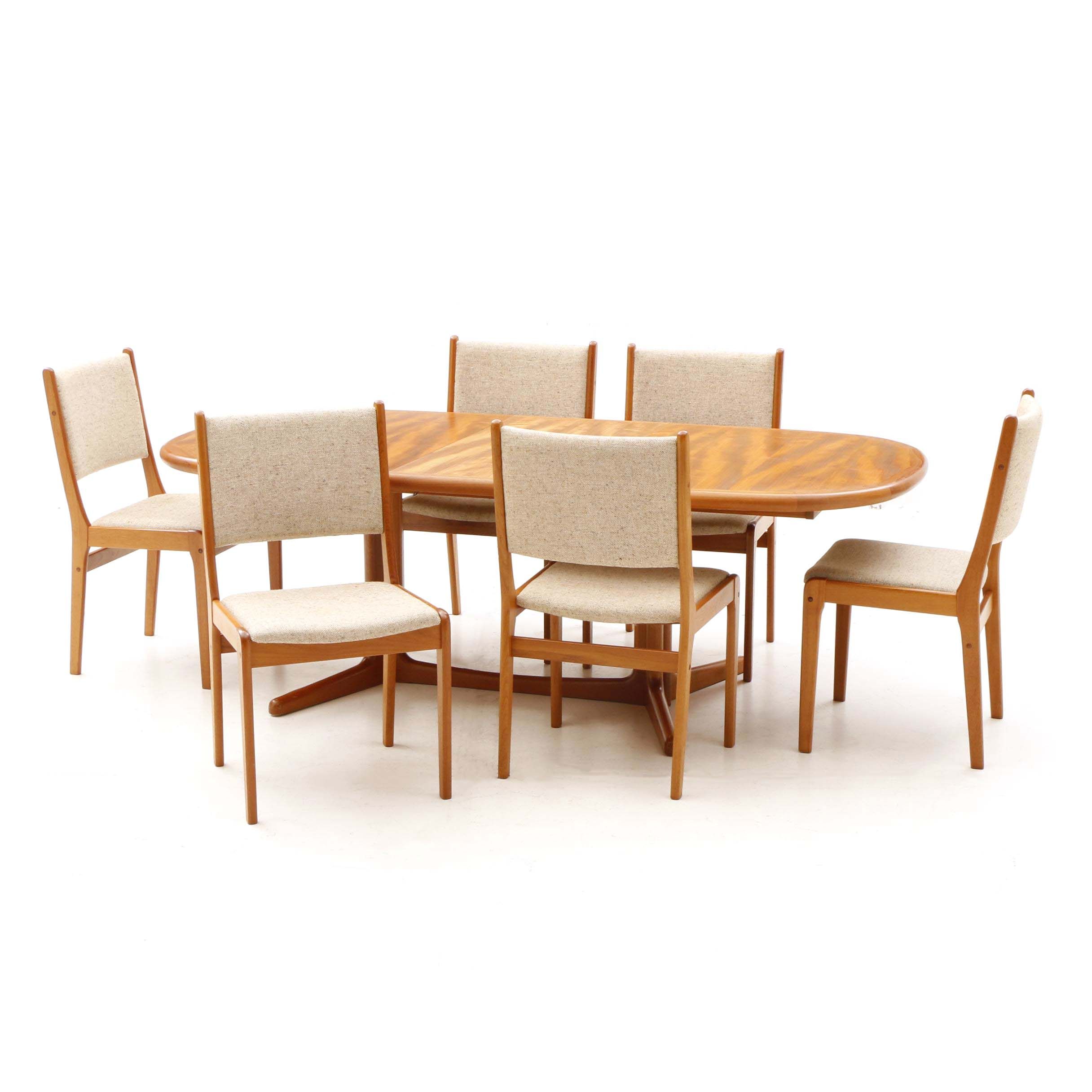 Danish Modern Style Dining Table and Chairs in Teak by Farstrup