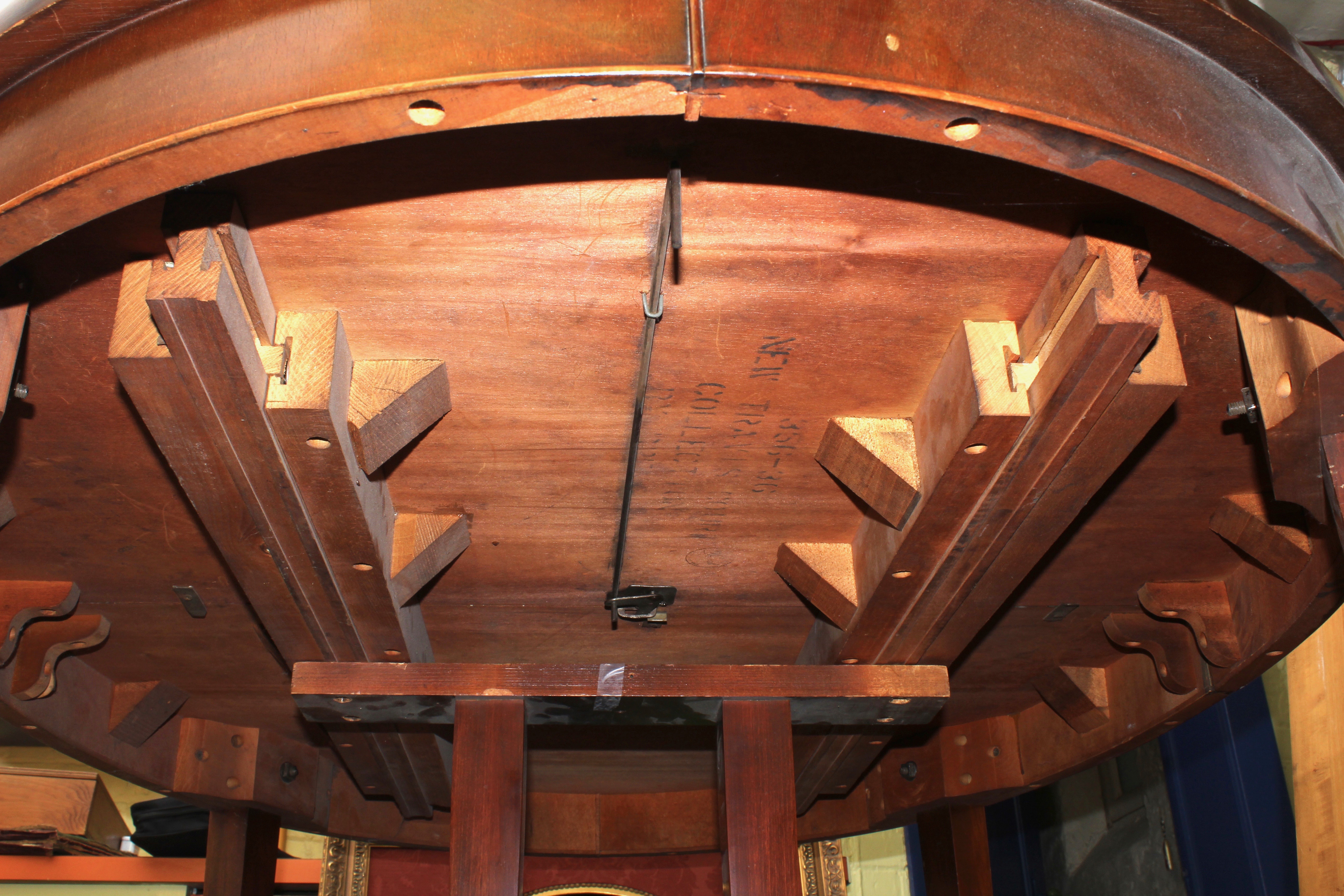 Drexel "New Travis Court Collection" Dining Leaf Table and Chairs, Late 20th C