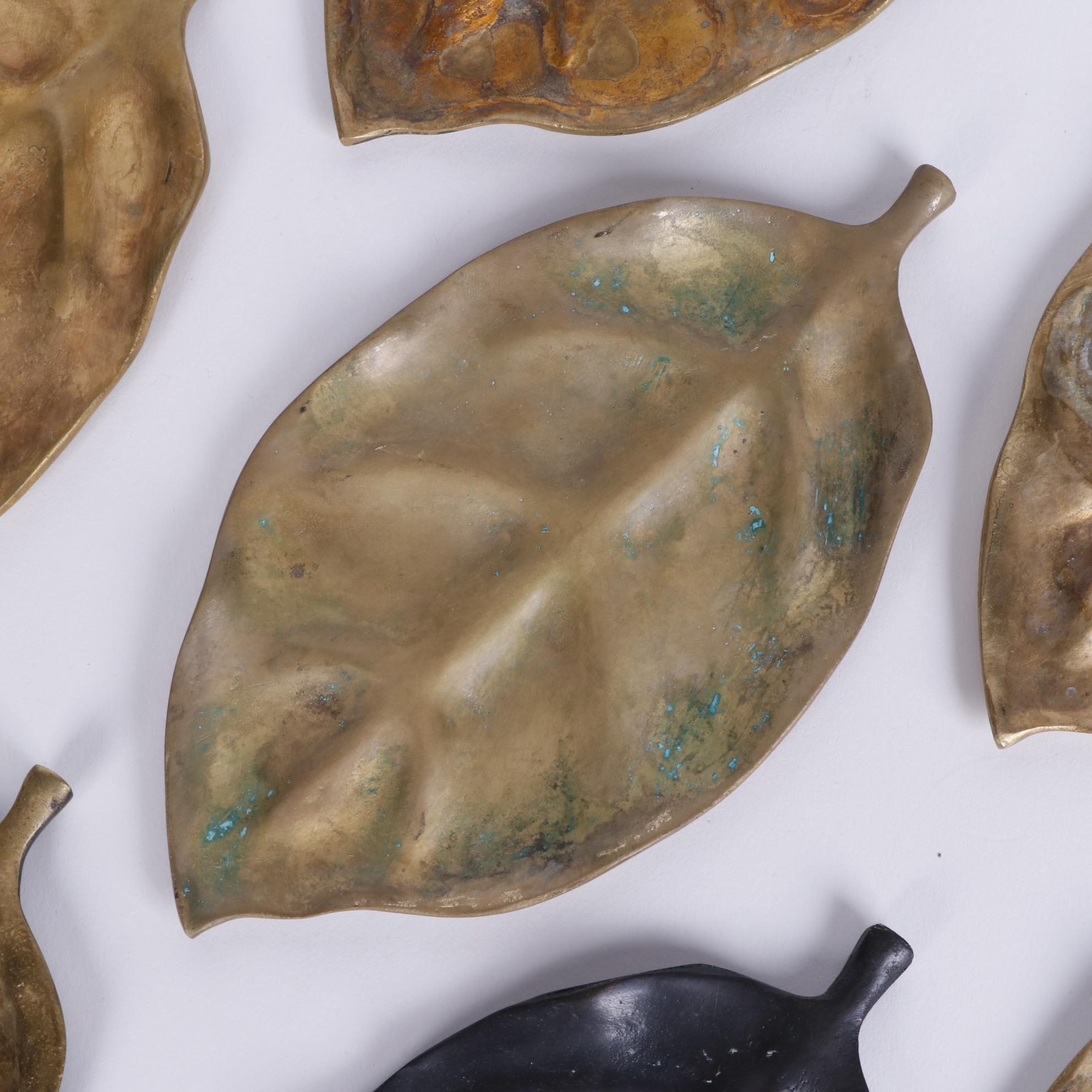 HKHM Metal Leaves Set