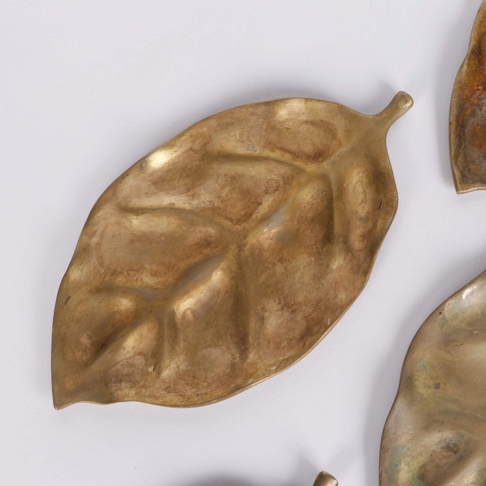 HKHM Metal Leaves Set