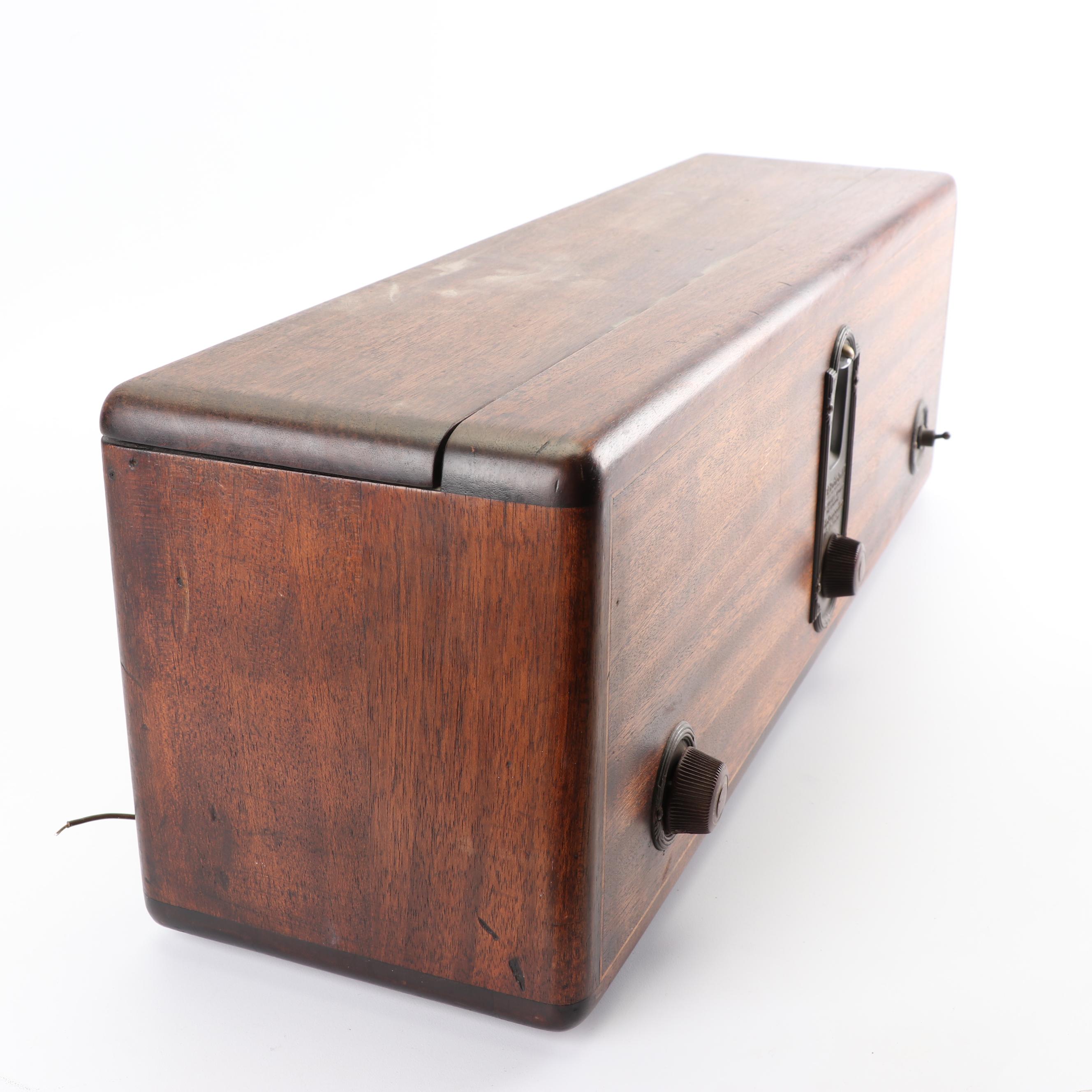 RCA Radiola 17 Model AR-927 Broadcast Receiver Tube Radio, circa 1927