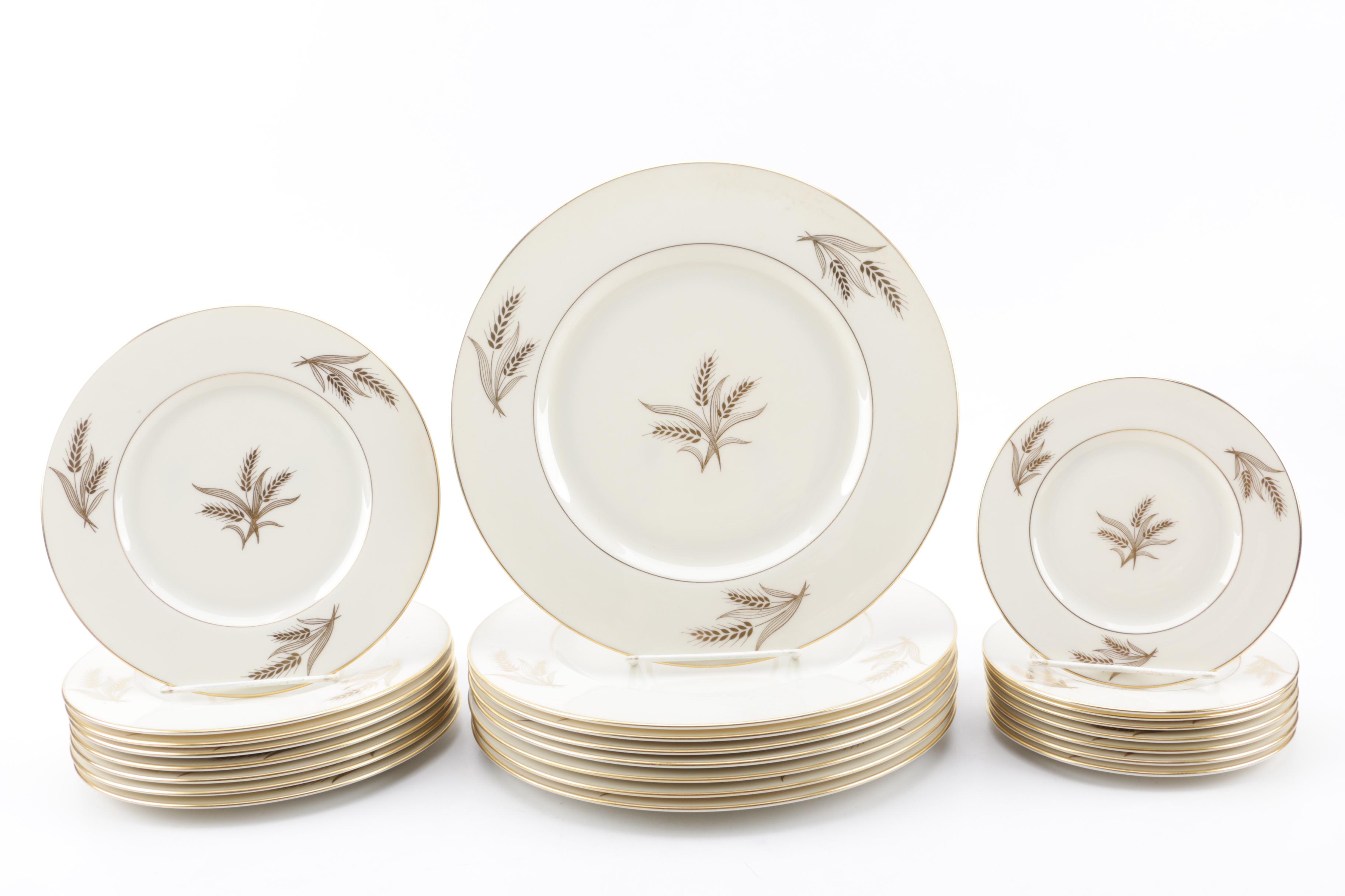 Mid to Late 20th Century Lenox "Harvest" Porcelain Dinnerware Service for Eight