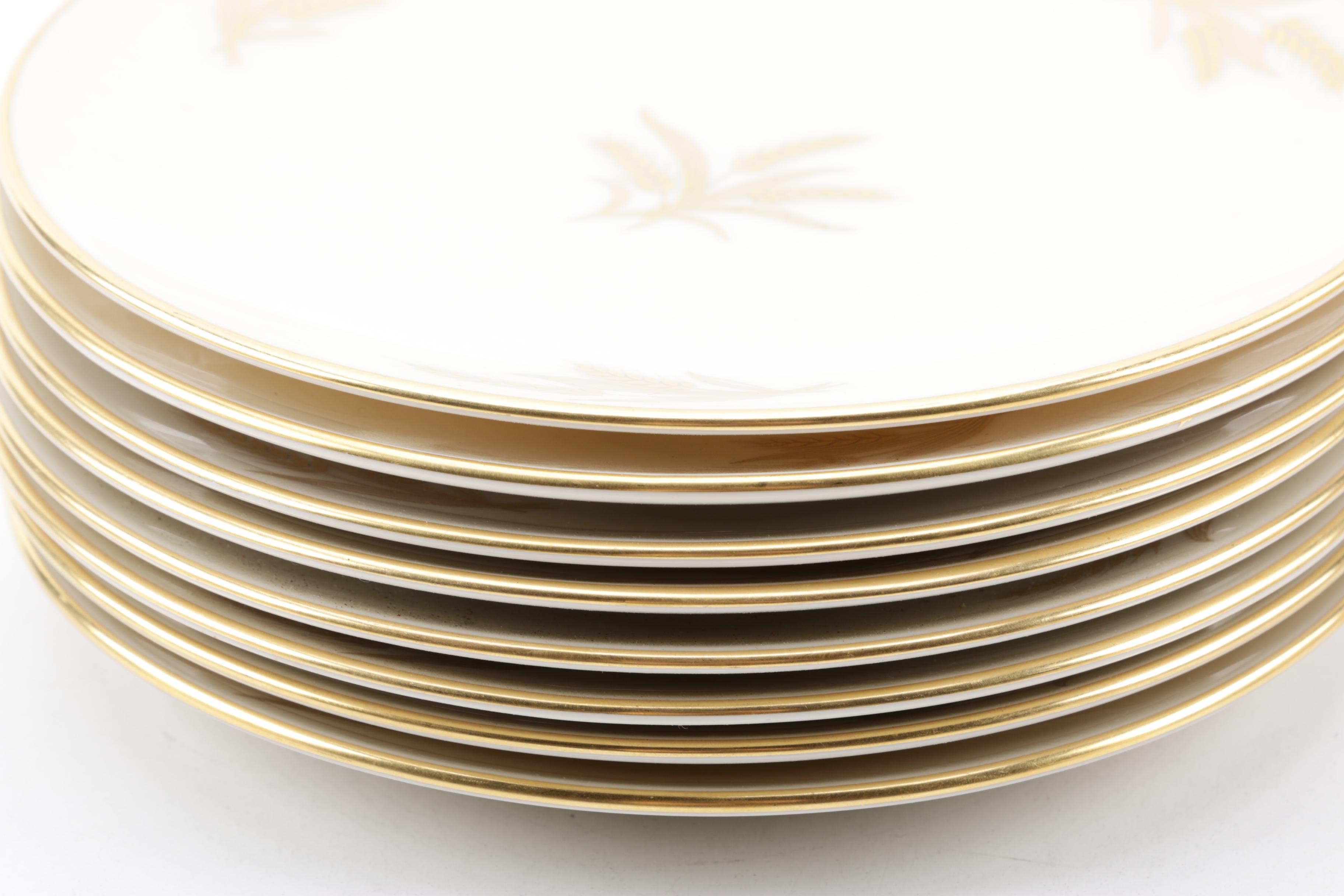 Mid to Late 20th Century Lenox "Harvest" Porcelain Dinnerware Service for Eight