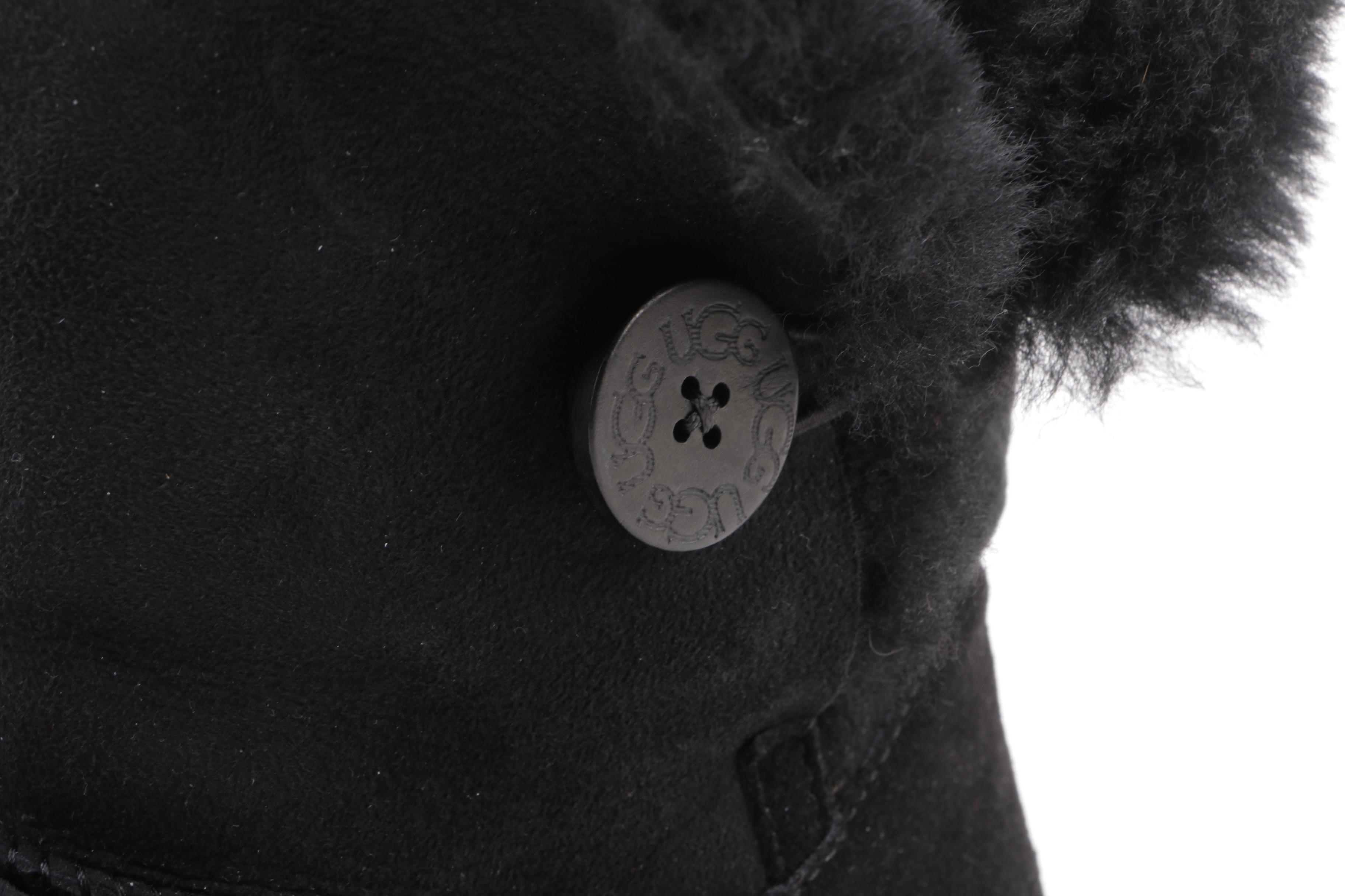 UGG Australia 5803 Bailey Button Black Boots