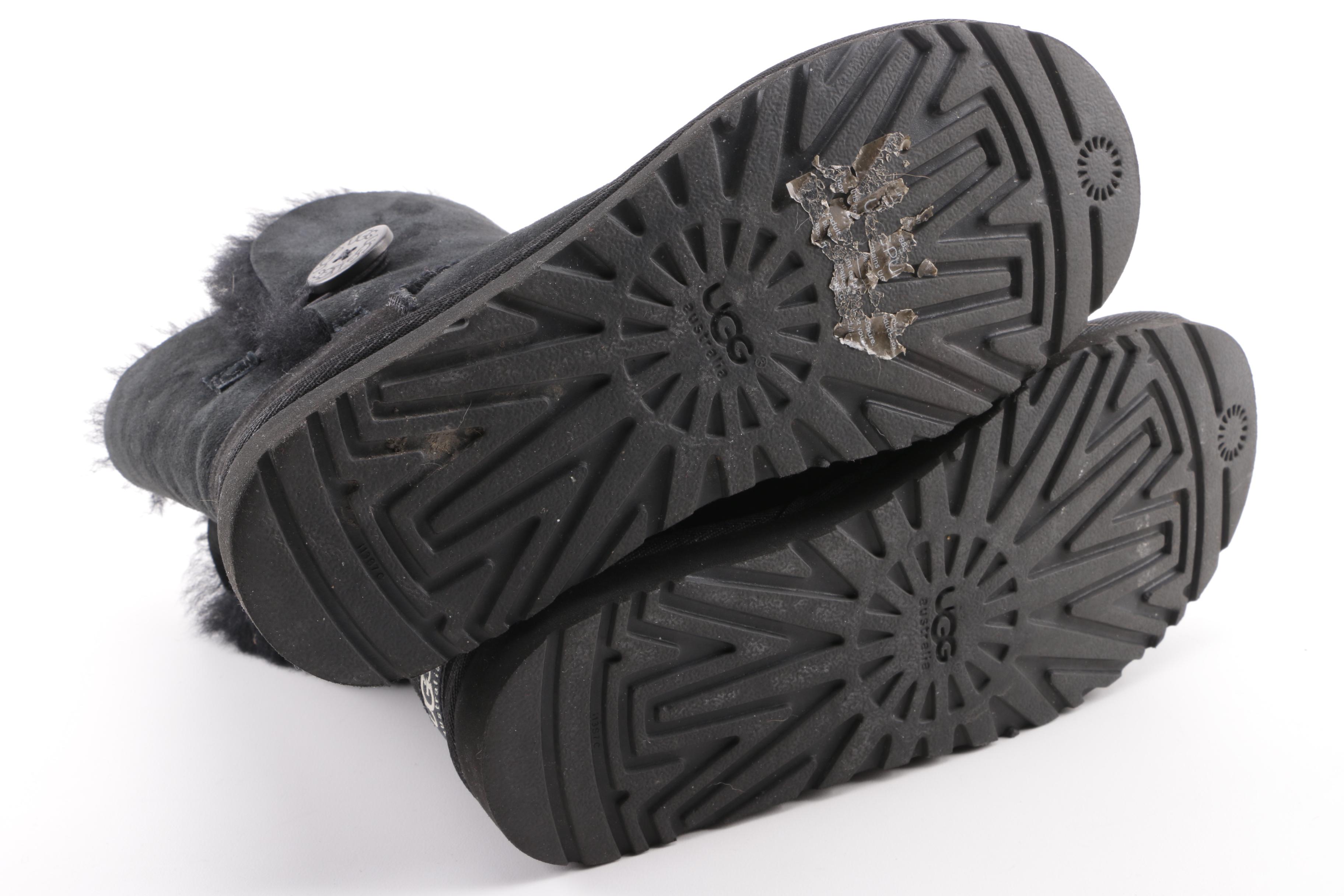 UGG Australia 5803 Bailey Button Black Boots