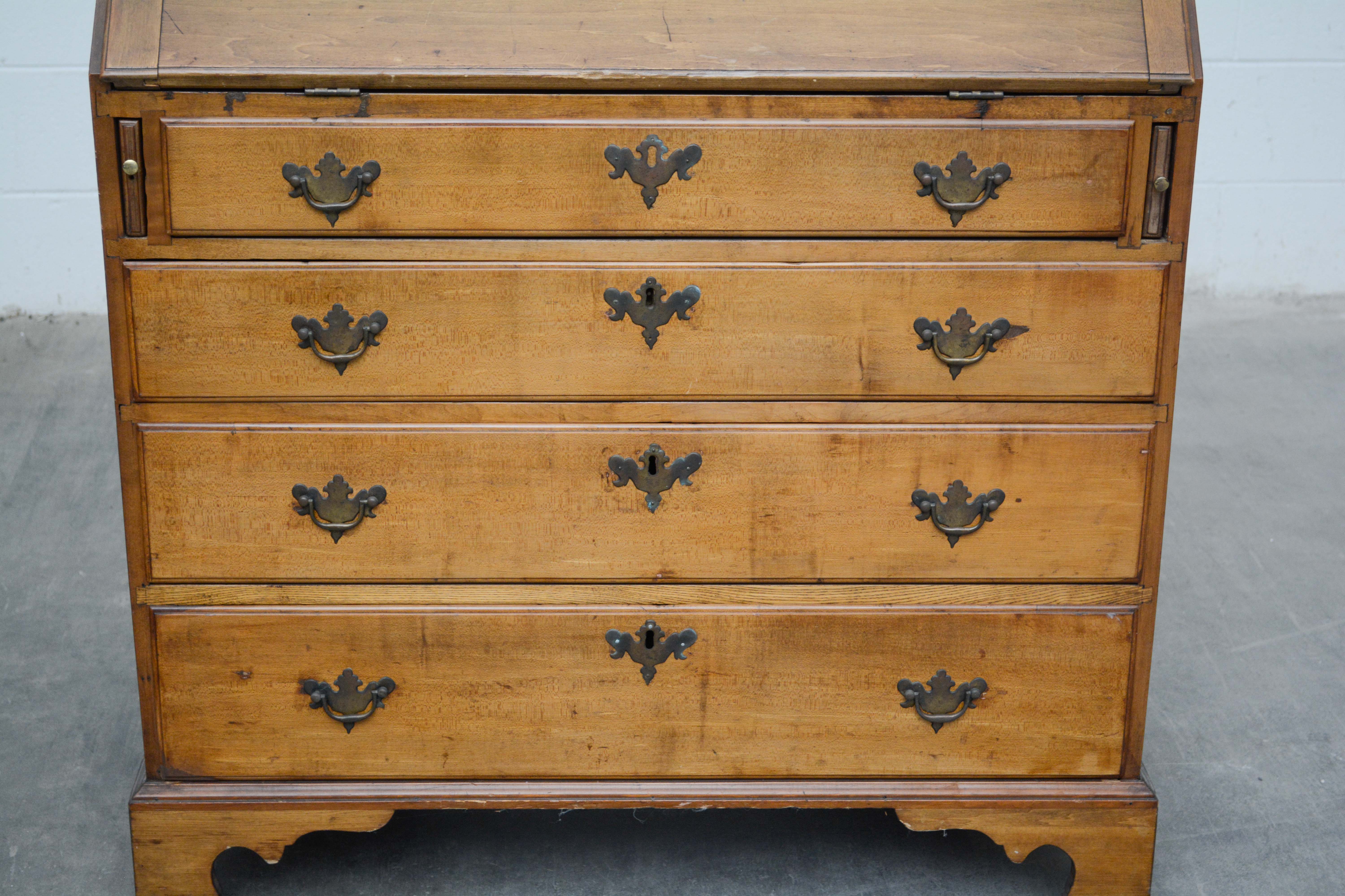 Federal Slant-Front Desk, Late 18th/Early 19th Century